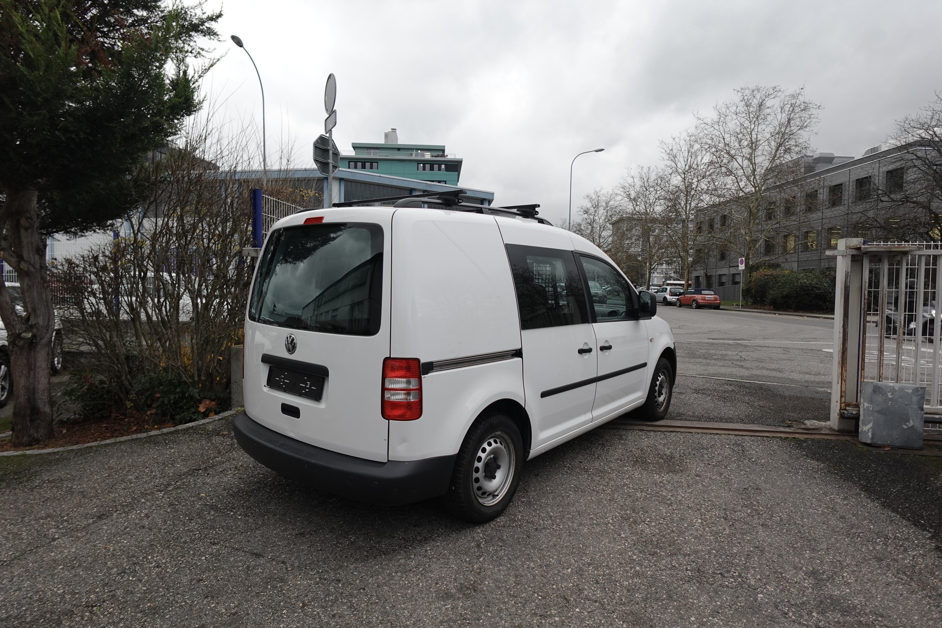 VW Caddy 1.6 TDI-image-3