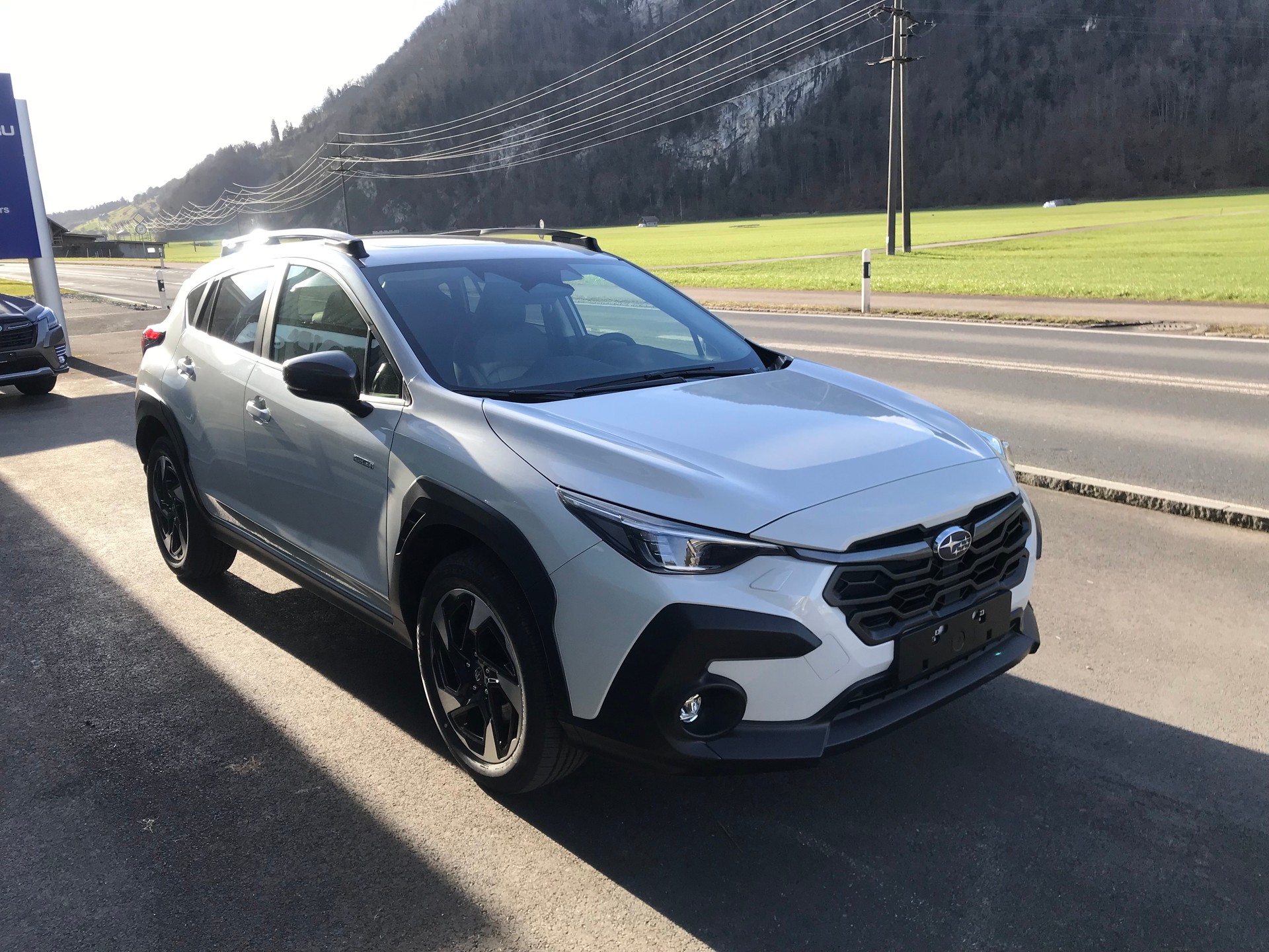 SUBARU Crosstrek 2.0 e-Boxer Luxury AWD Lineartronic-showroom-element-2