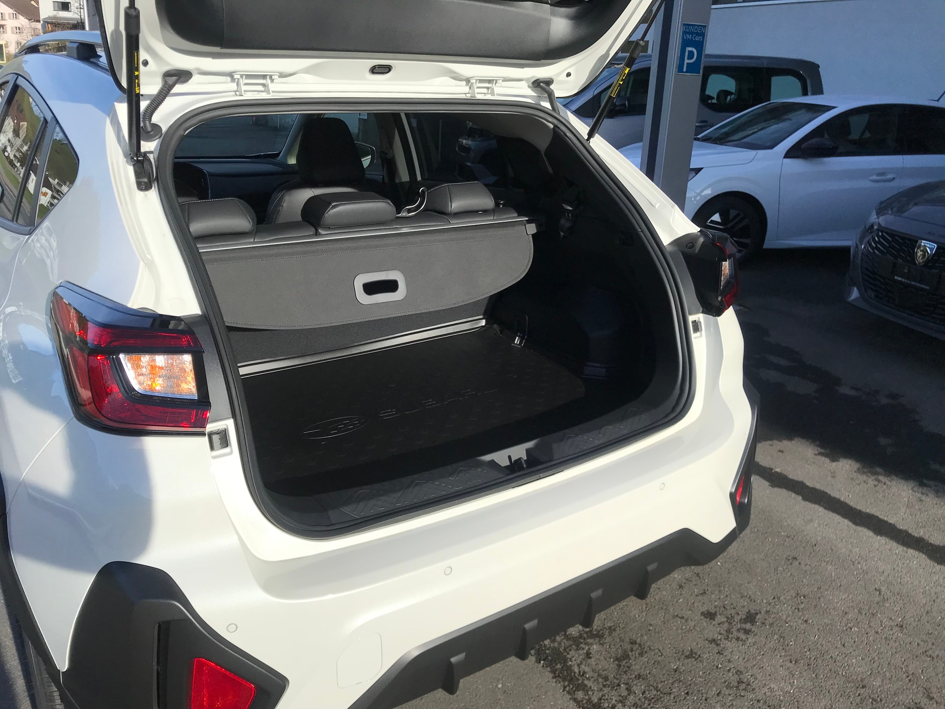 SUBARU Crosstrek 2.0 e-Boxer Luxury AWD Lineartronic-image-8