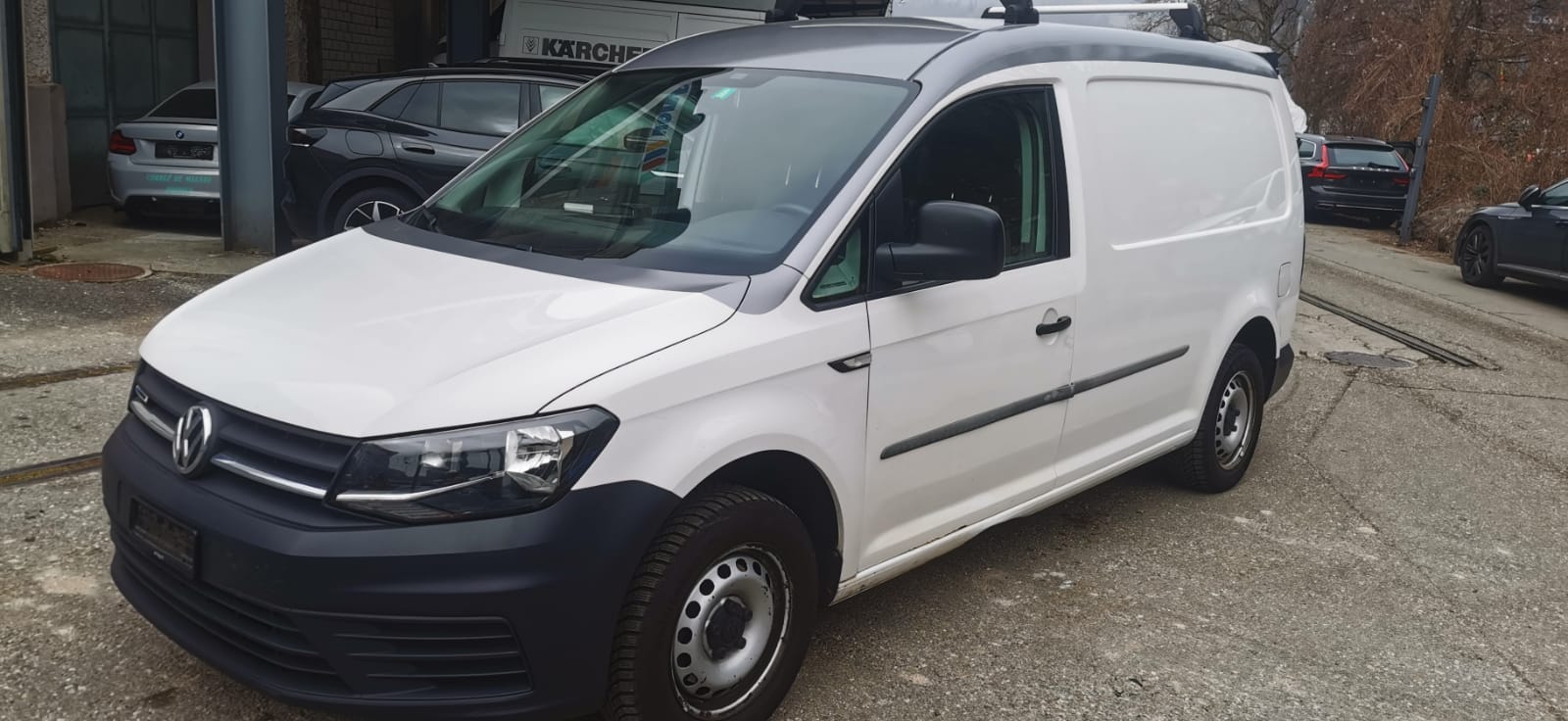VW Caddy Maxi 1.4TGI BlueMotion Technology-image-0
