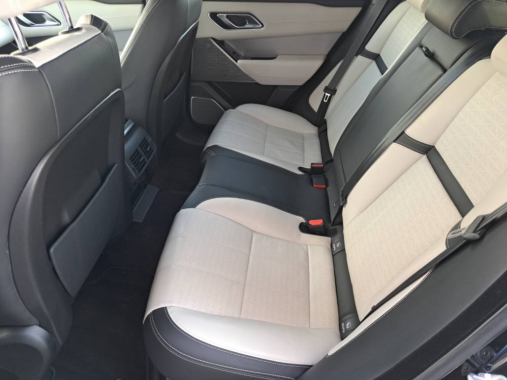 LAND ROVER Range Rover Velar 3.0 400cv R-Dynamic HSE-image-9