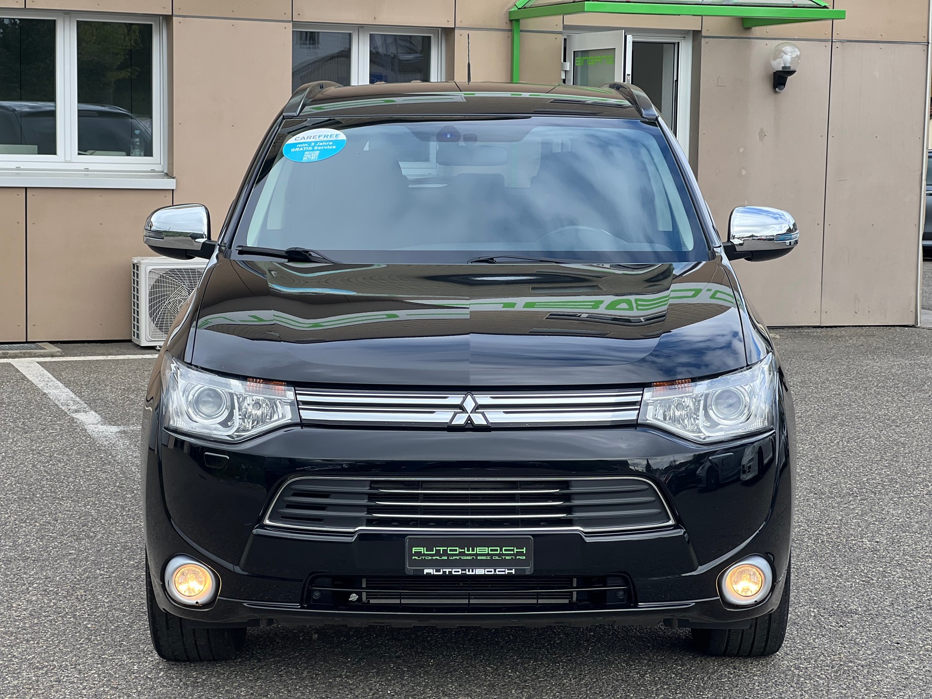 MITSUBISHI Outlander 2.0 PHEV Intense-image-1
