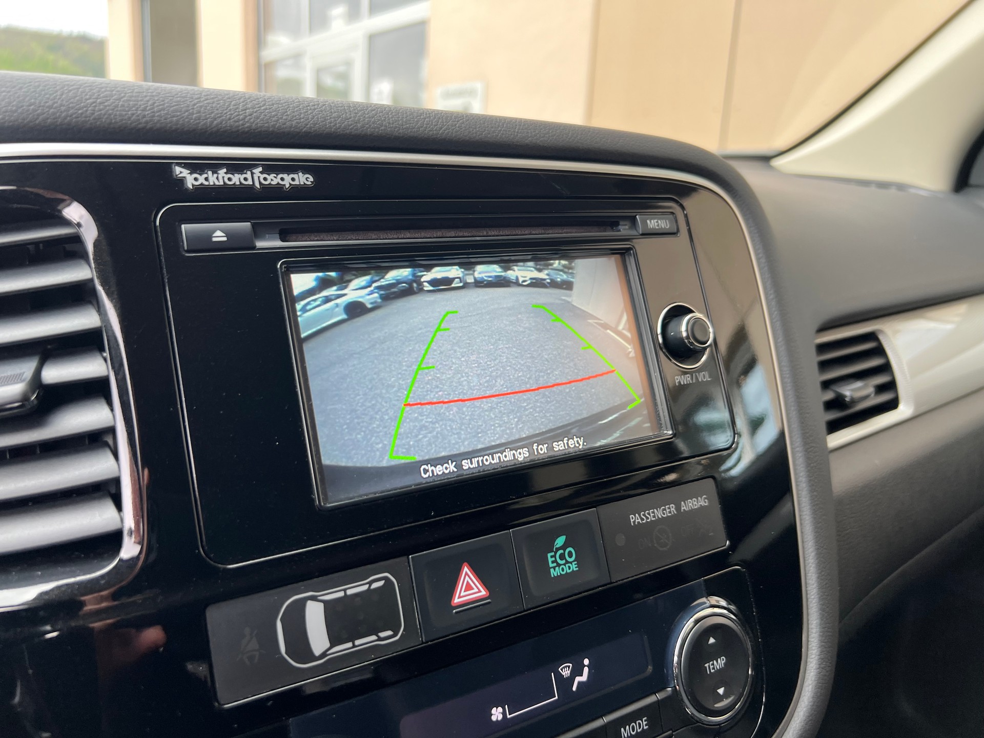 MITSUBISHI Outlander 2.0 PHEV Intense-image-17
