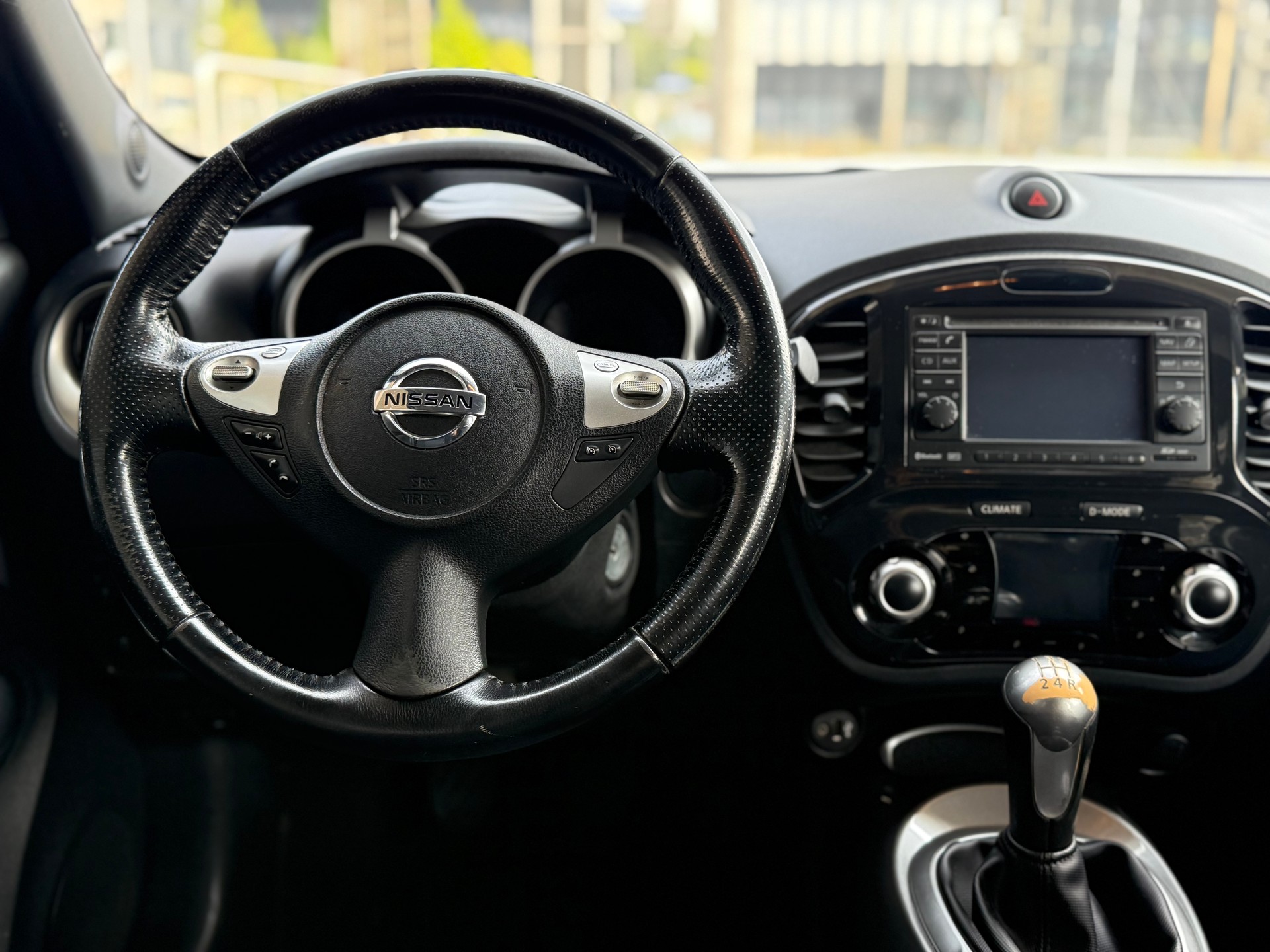 NISSAN Juke 1.6 visia-image-10