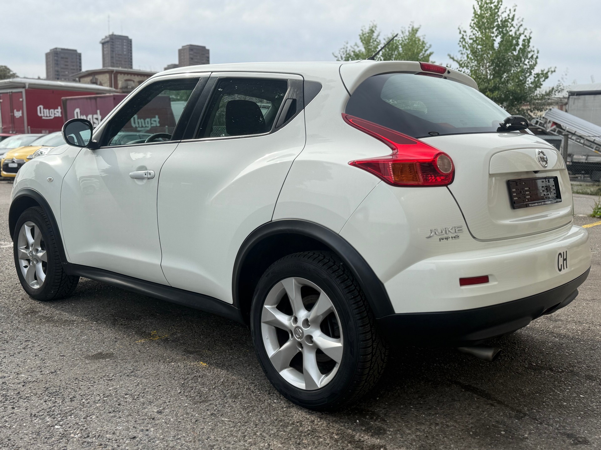 NISSAN Juke 1.6 visia-image-7