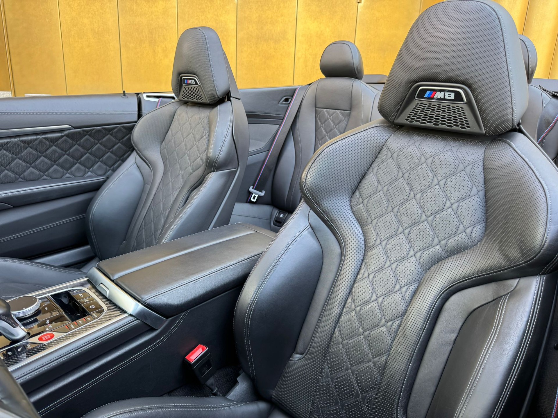 BMW M8 xDrive M Competition Steptronic-image-10