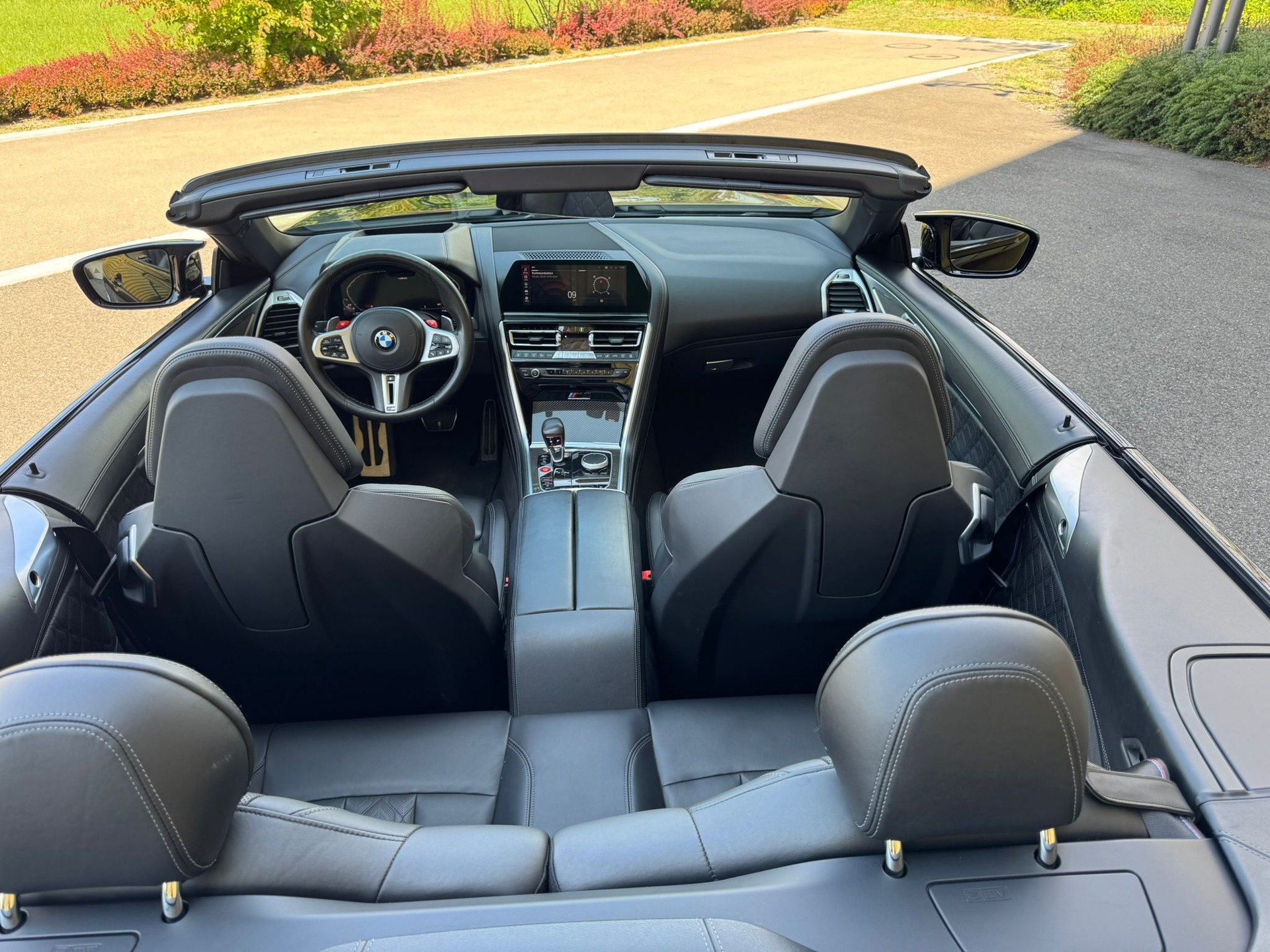 BMW M8 xDrive M Competition Steptronic-image-11