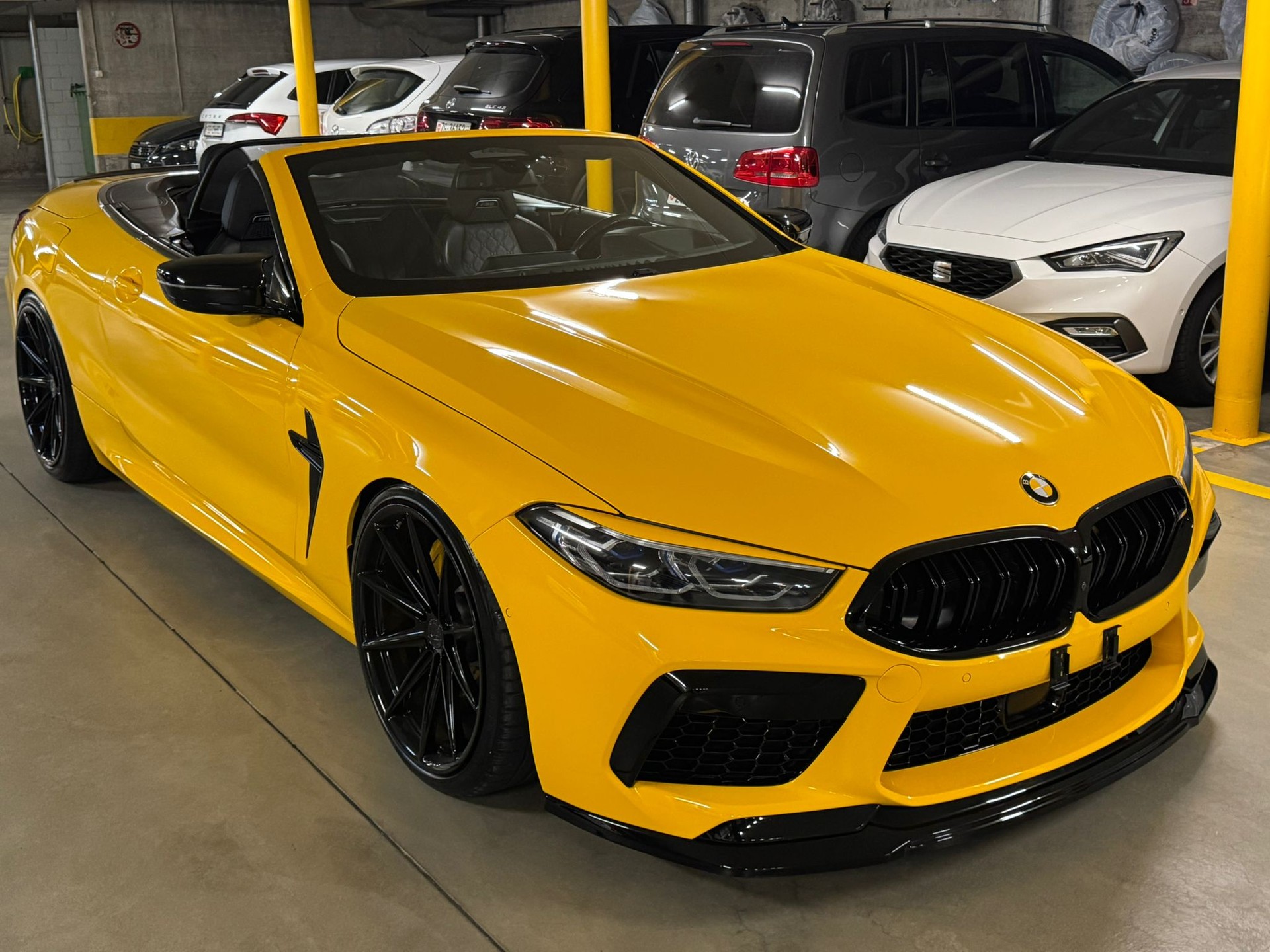 BMW M8 xDrive M Competition Steptronic-image-4