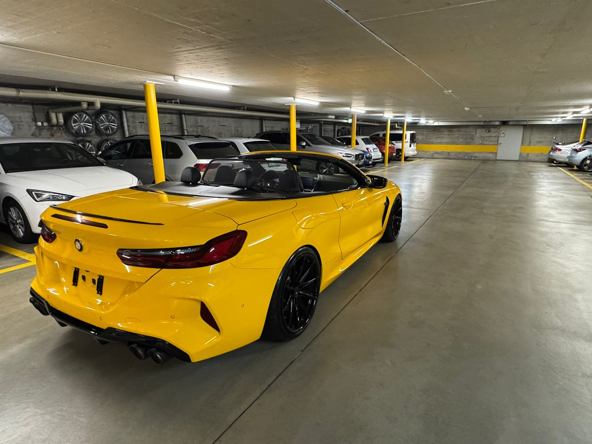BMW M8 xDrive M Competition Steptronic-image-7