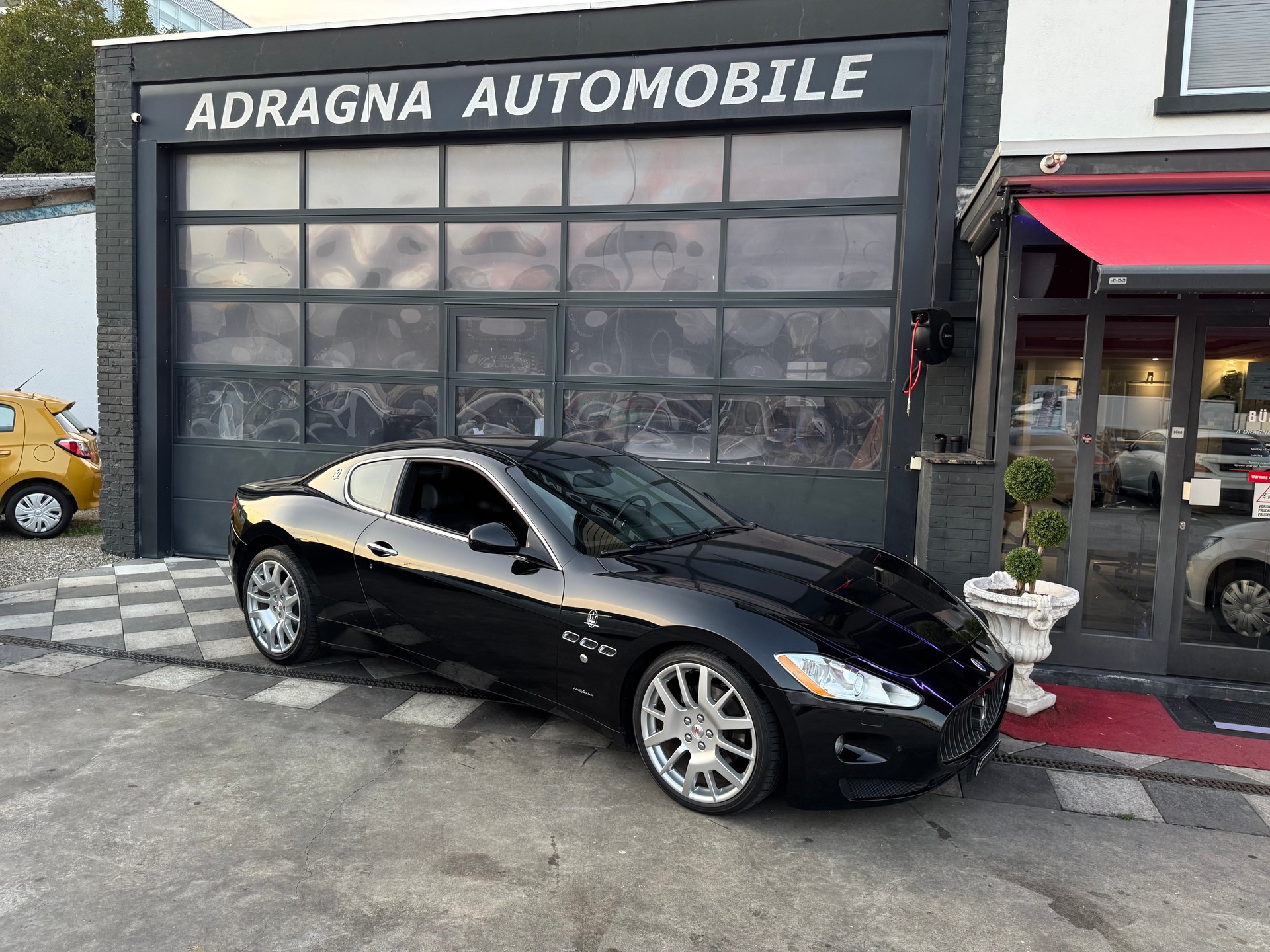 MASERATI GranTurismo Automatica-image-1
