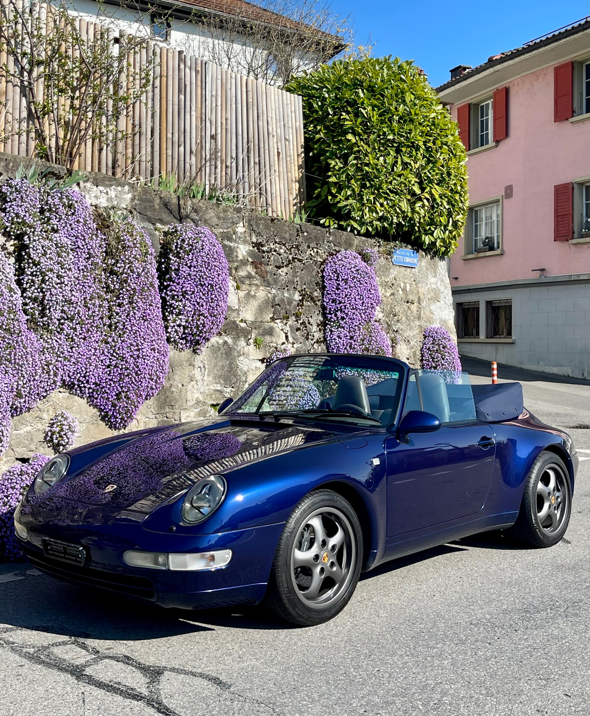 PORSCHE 911 Carrera Cabrio-image-10
