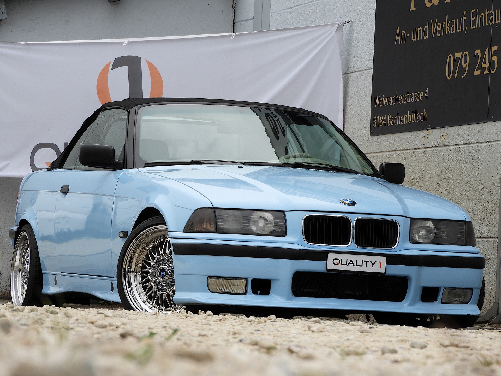 BMW 320i A Cabrio I CH Fahrzeug I Ab Platz I Dezent I Alle Dokumenten vorhanden-image-0