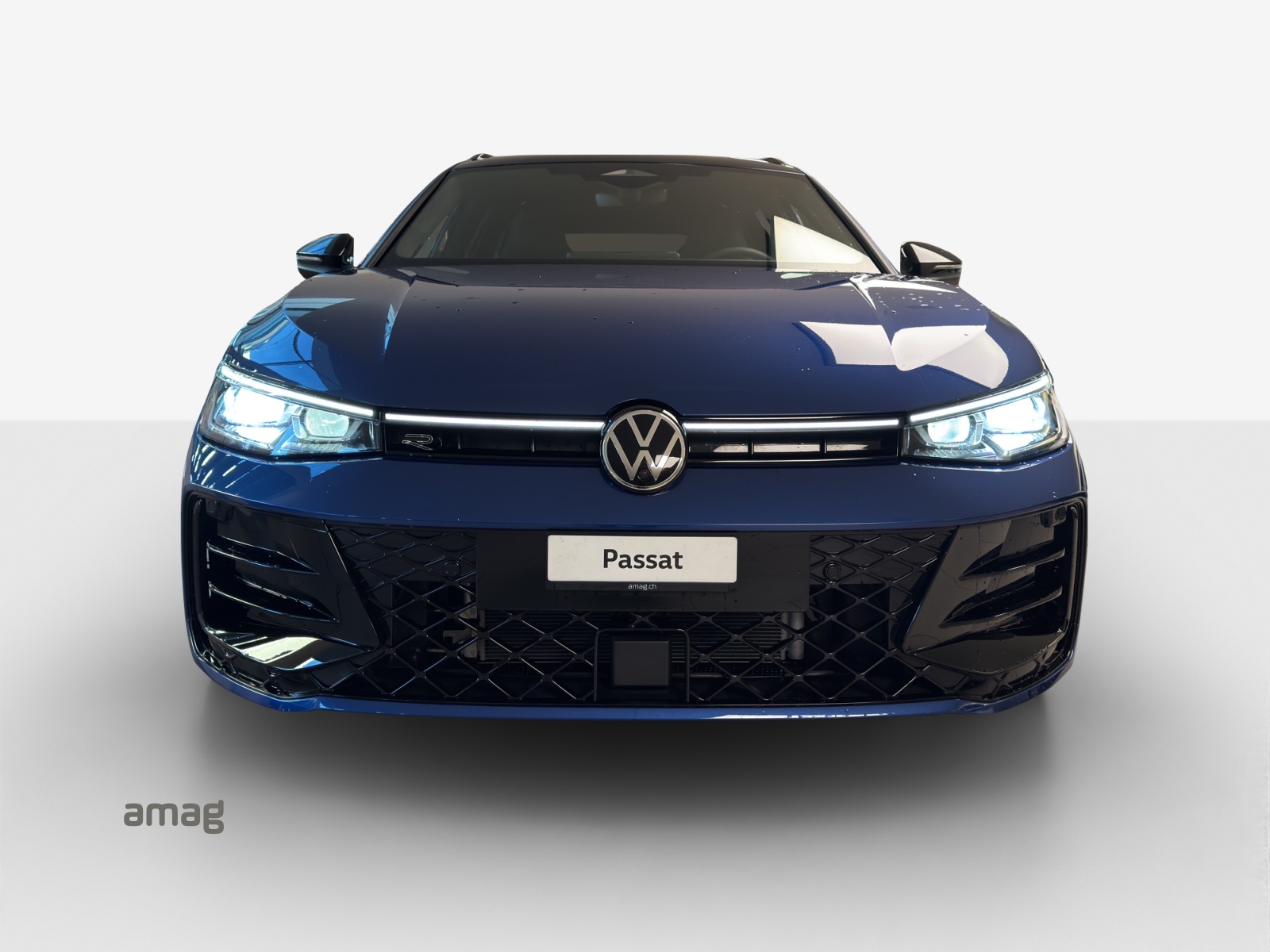VW Passat Variant 1.5 TSI evo2 Plug-In- Hybrid R-Line DSG-image-6