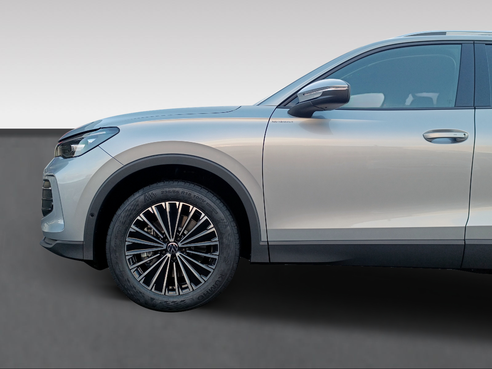 VW Tiguan Life UNITED / 2.0TSI 204PS / Allrad / Top Ausstattung-image-2