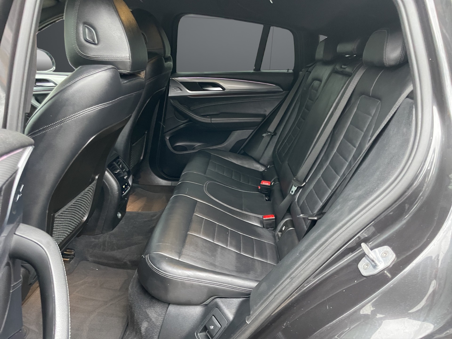 BMW X4 xDrive 20d M Sport Steptronic-image-7