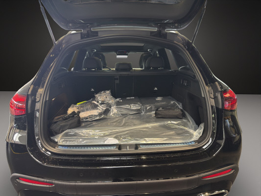 MERCEDES-BENZ GLC 400 e 4M EQ Star-image-12