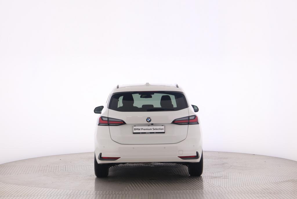 BMW 218d Active Tourer-image-3