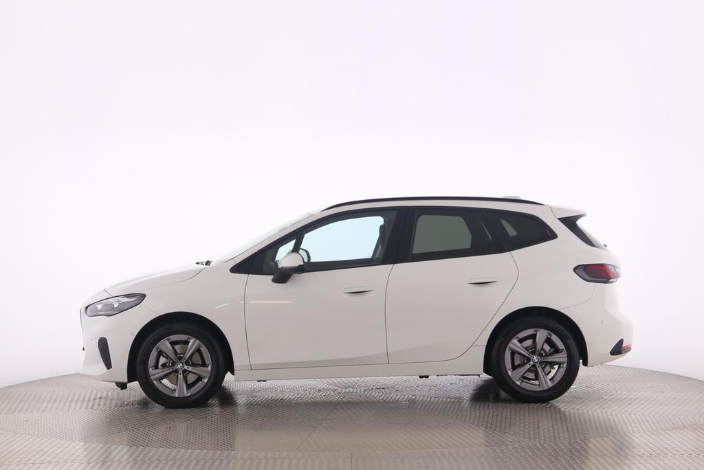 BMW 218d Active Tourer-image-2