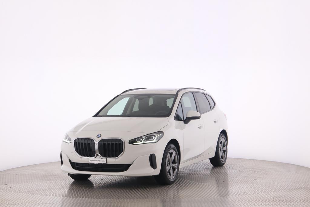 BMW 218d Active Tourer-image-0