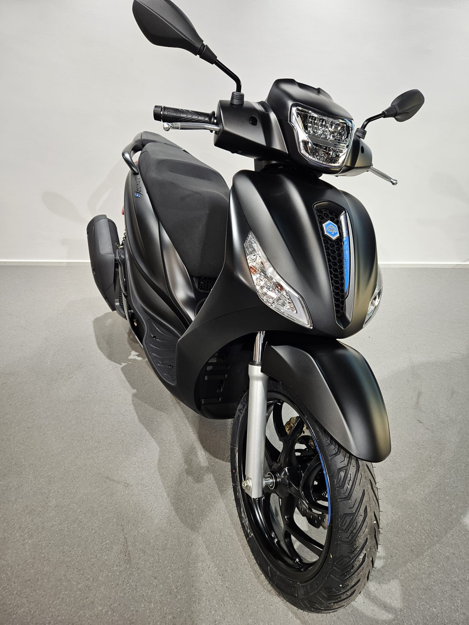 PIAGGIO Medley 125 Sport E5+-image-4