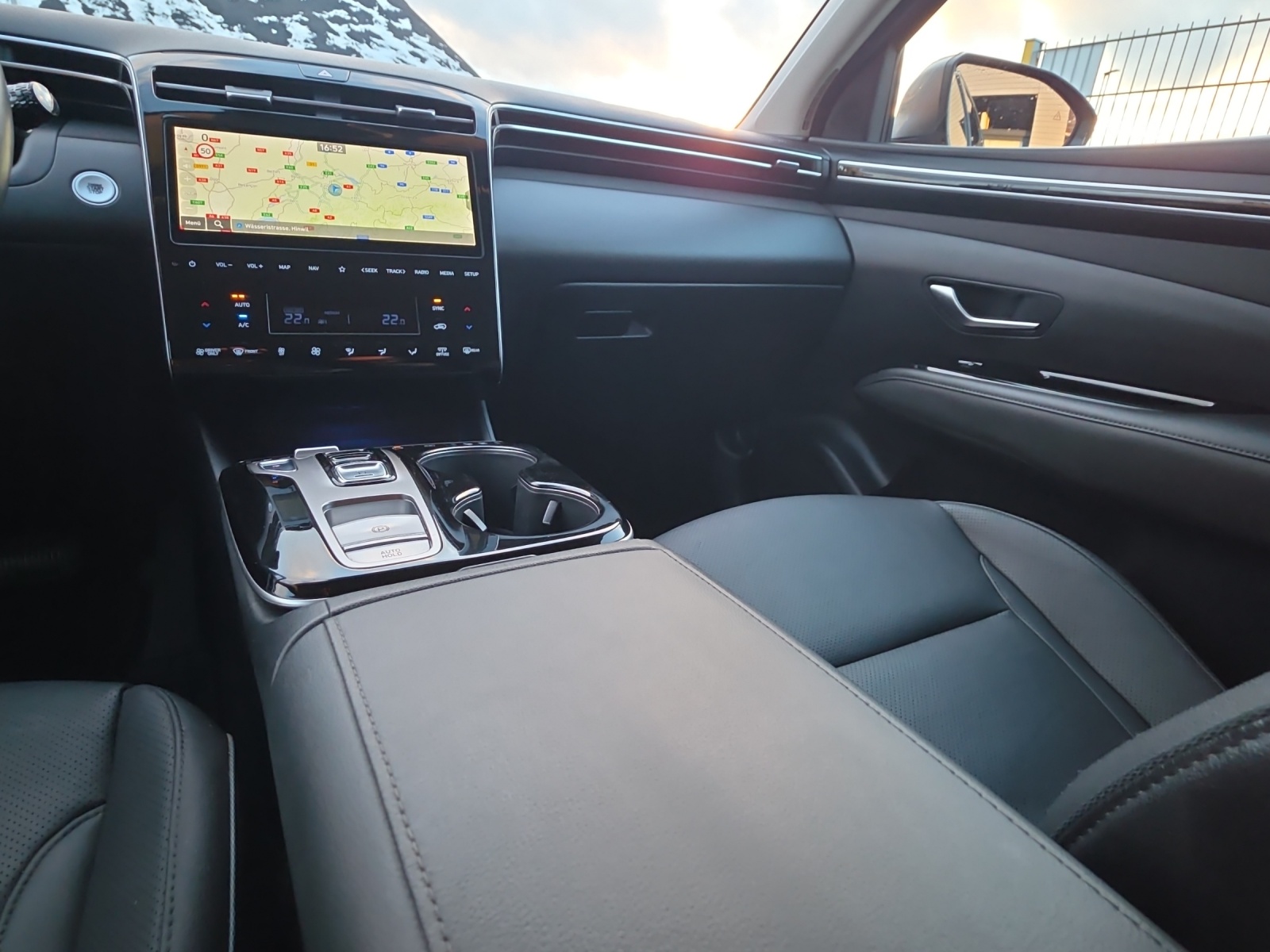 HYUNDAI Tucson 1.6 TGDI PHEV Vertex 4WD-image-12