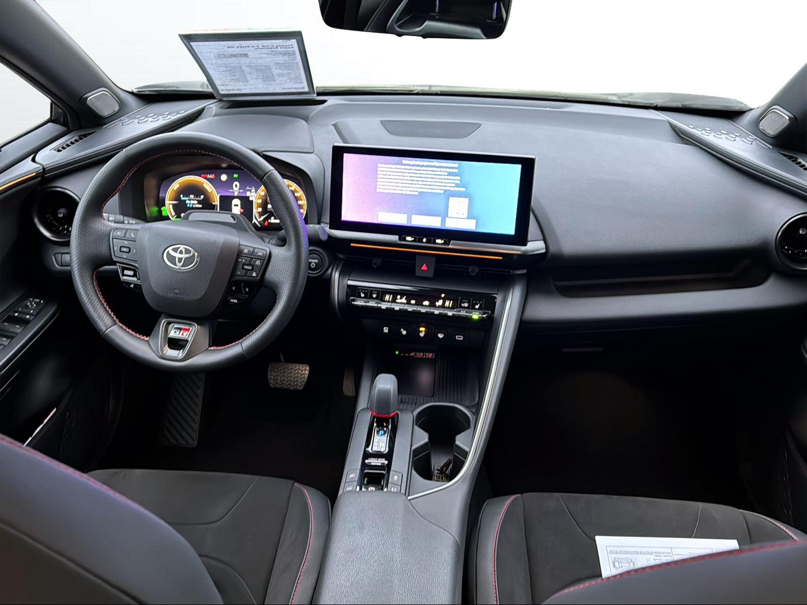 TOYOTA C-HR 2.0 PHEV GR Sport Premiere-image-5