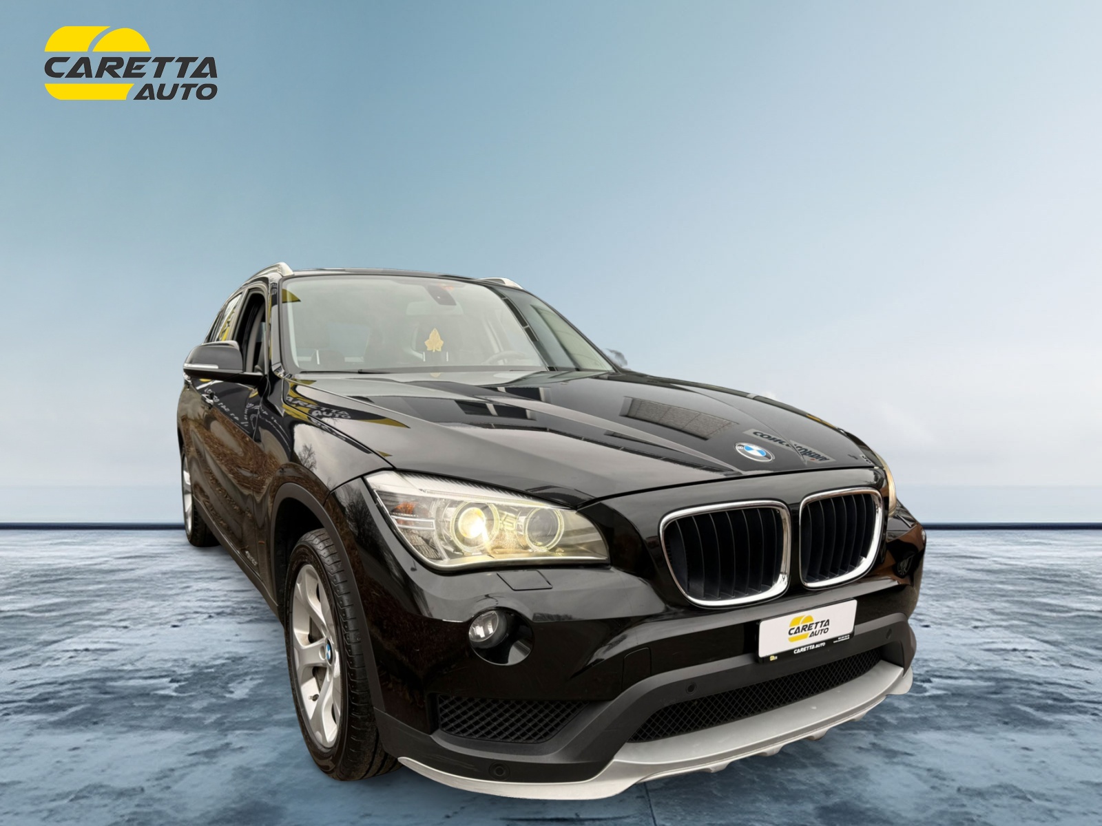 BMW X1 xDrive 20i Steptronic-image-0