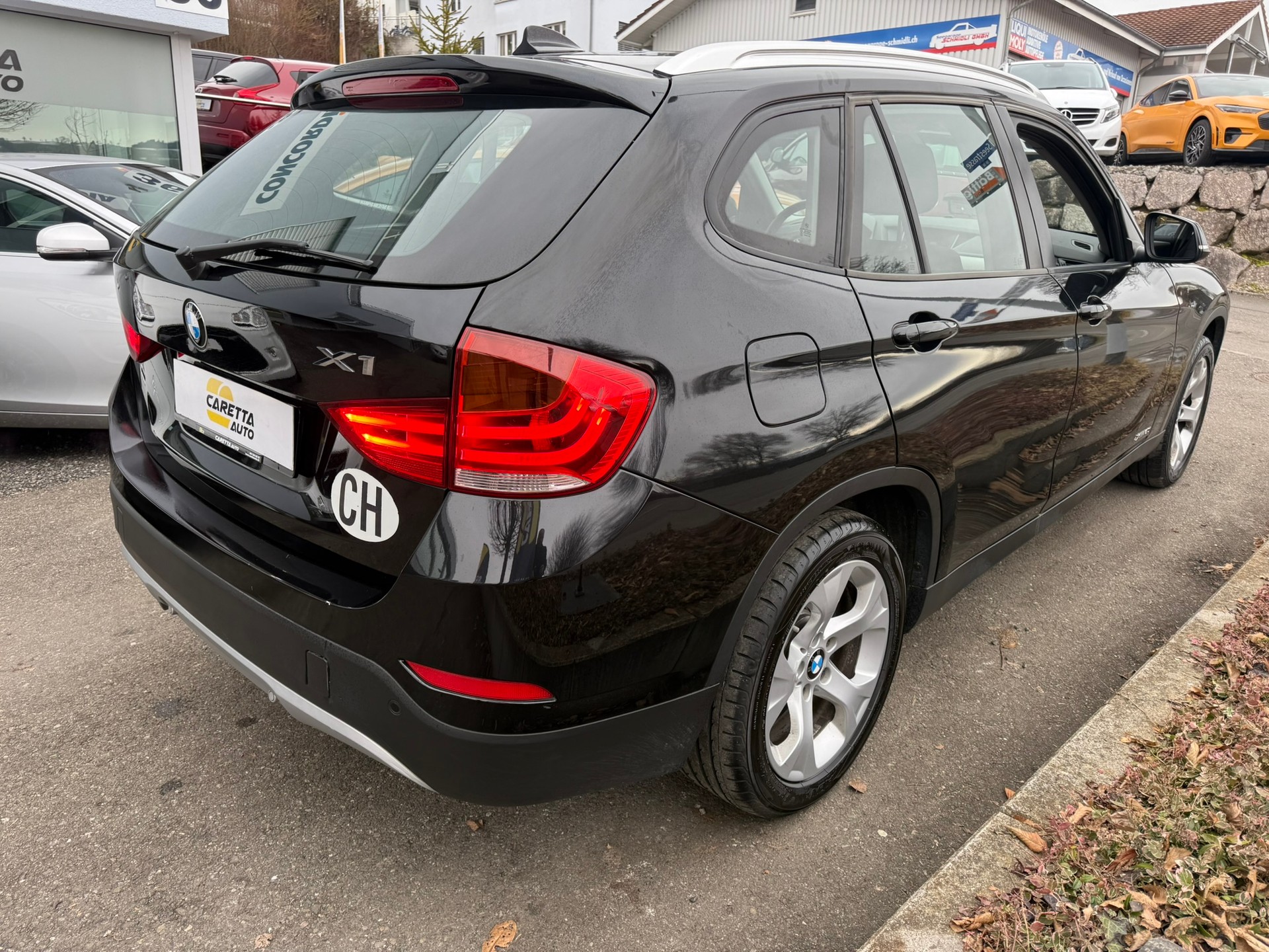BMW X1 xDrive 20i Steptronic-image-6