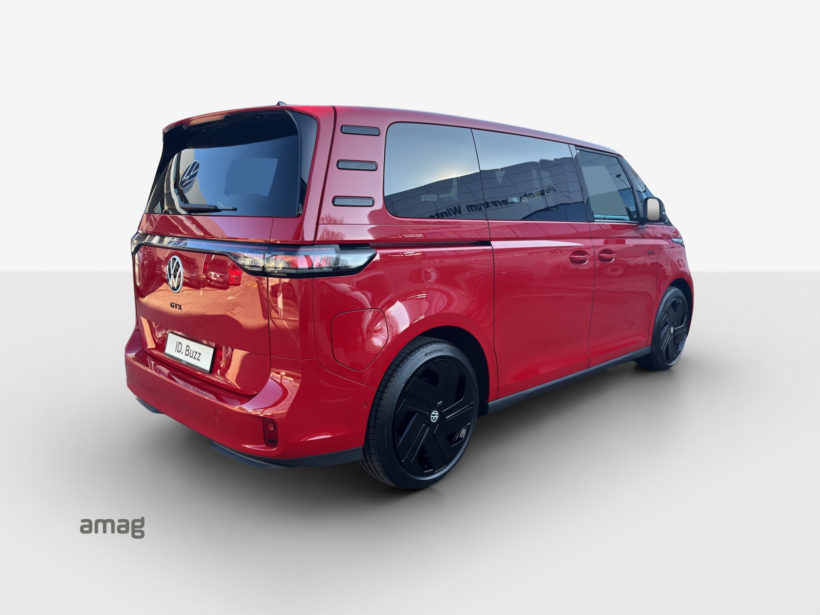 VW ID.Buzz NWB GTX 4 Motion-image-4