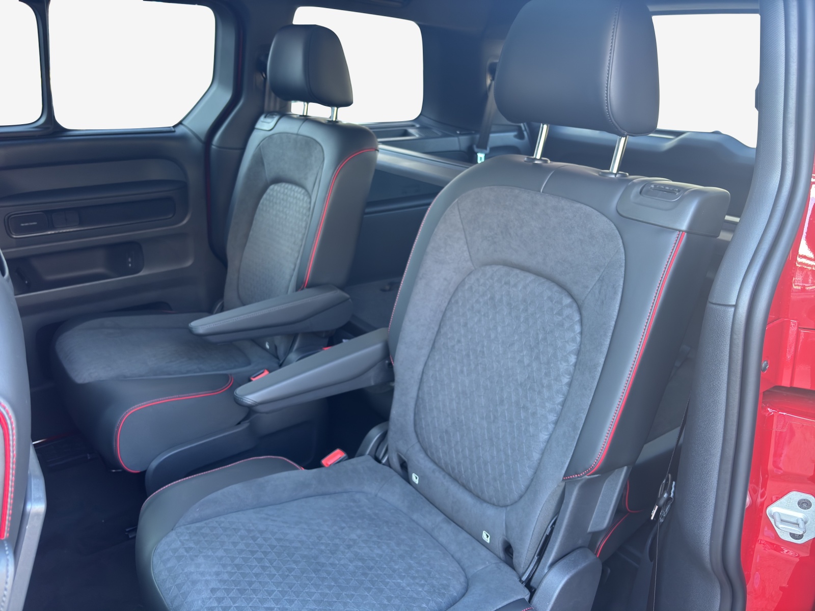 VW ID.Buzz NWB GTX 4 Motion-image-11