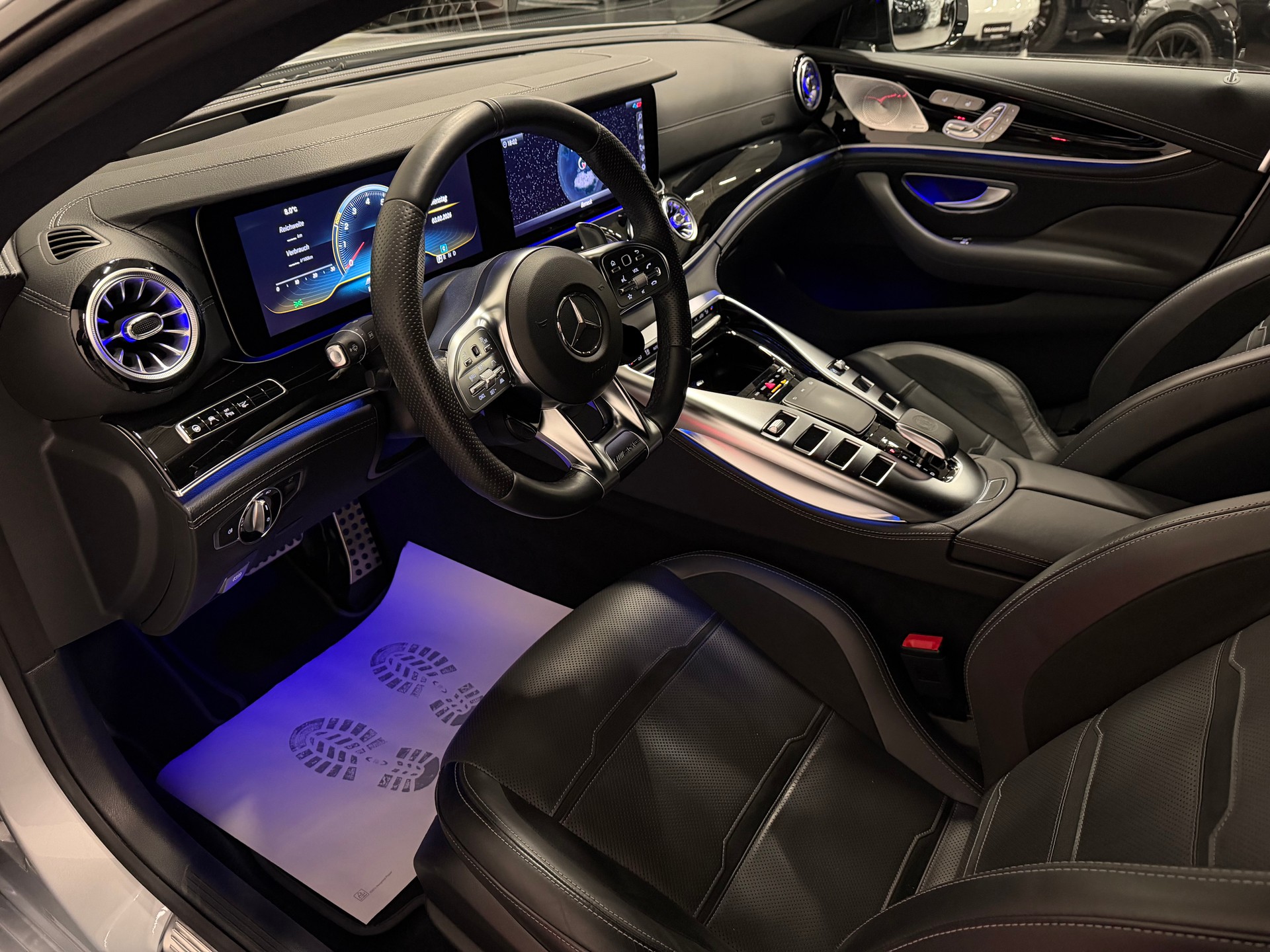 MERCEDES-BENZ AMG GT 4 53 4Matic+ Speedshift TCT-image-16