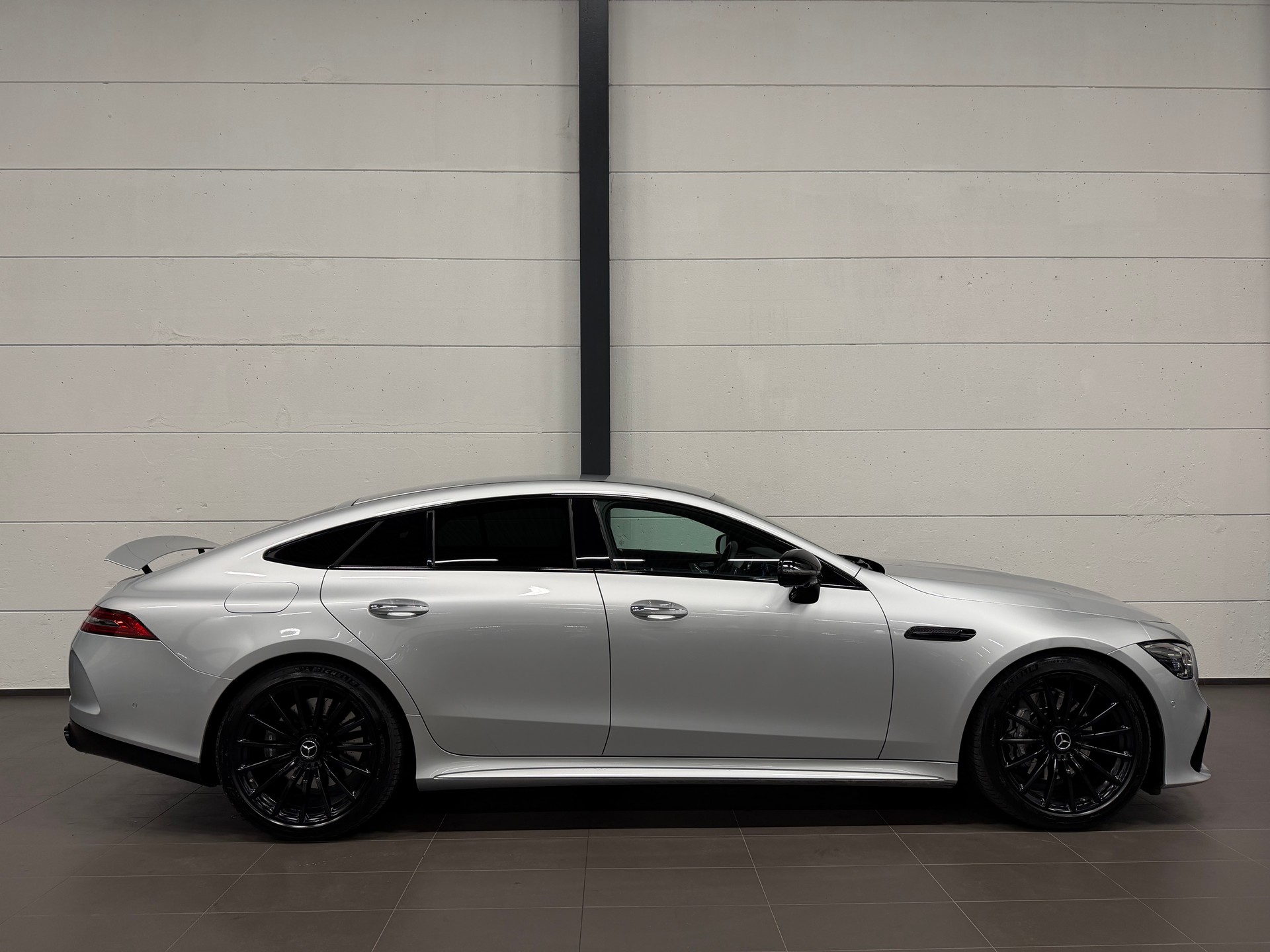 MERCEDES-BENZ AMG GT 4 53 4Matic+ Speedshift TCT-image-8