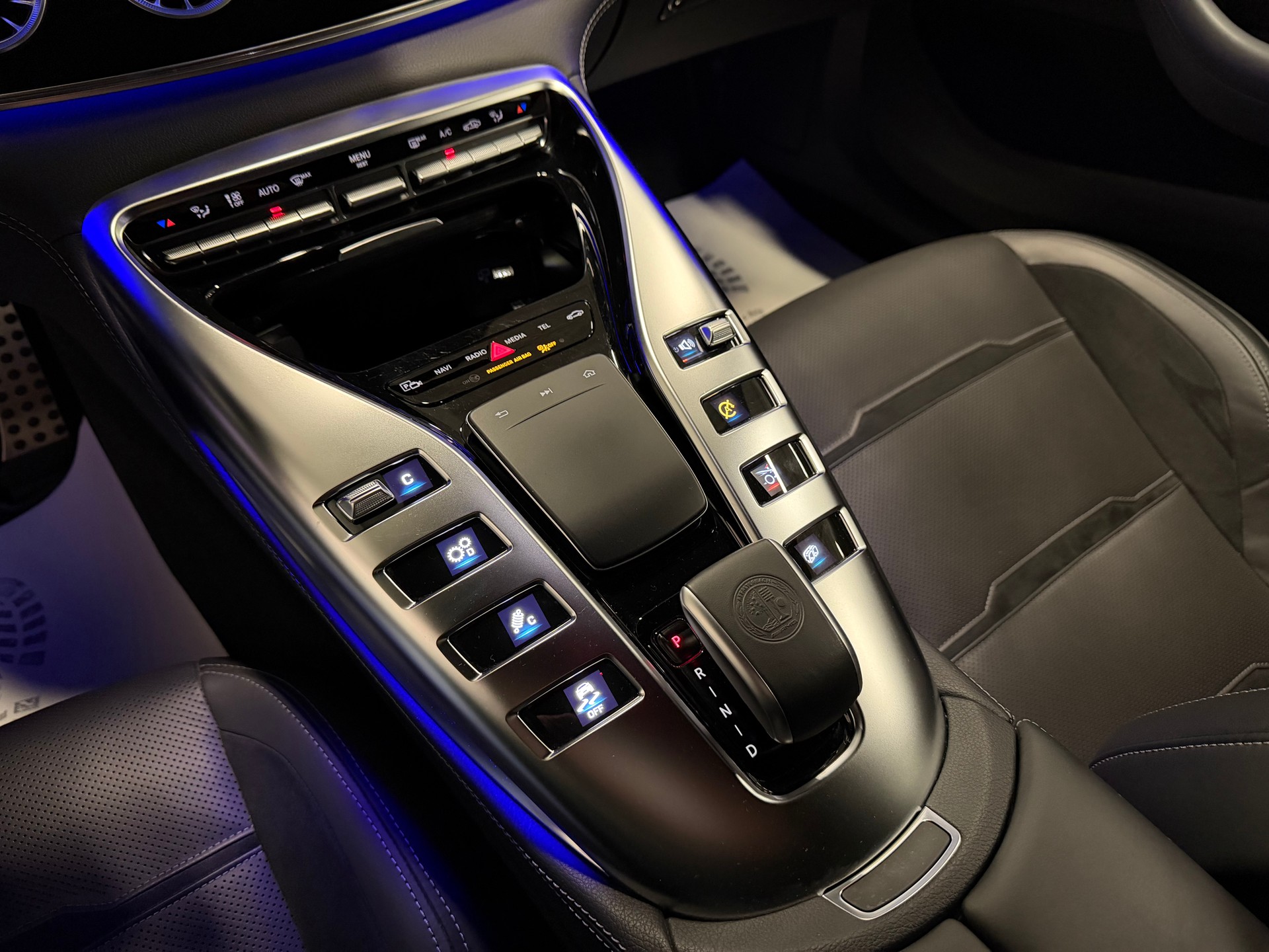MERCEDES-BENZ AMG GT 4 53 4Matic+ Speedshift TCT-image-26