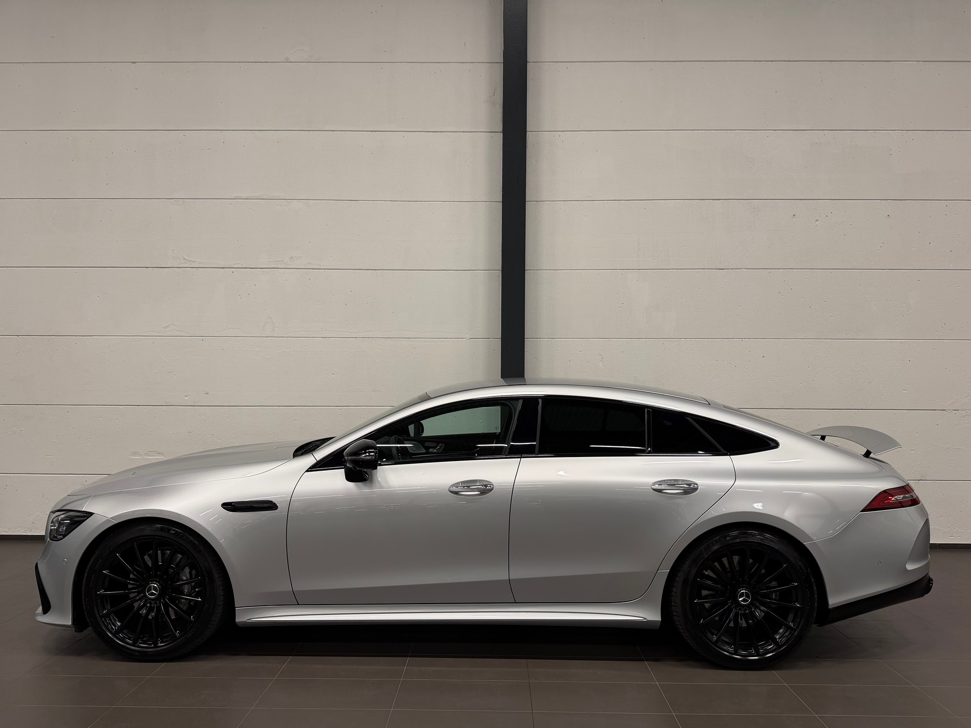 MERCEDES-BENZ AMG GT 4 53 4Matic+ Speedshift TCT-image-9