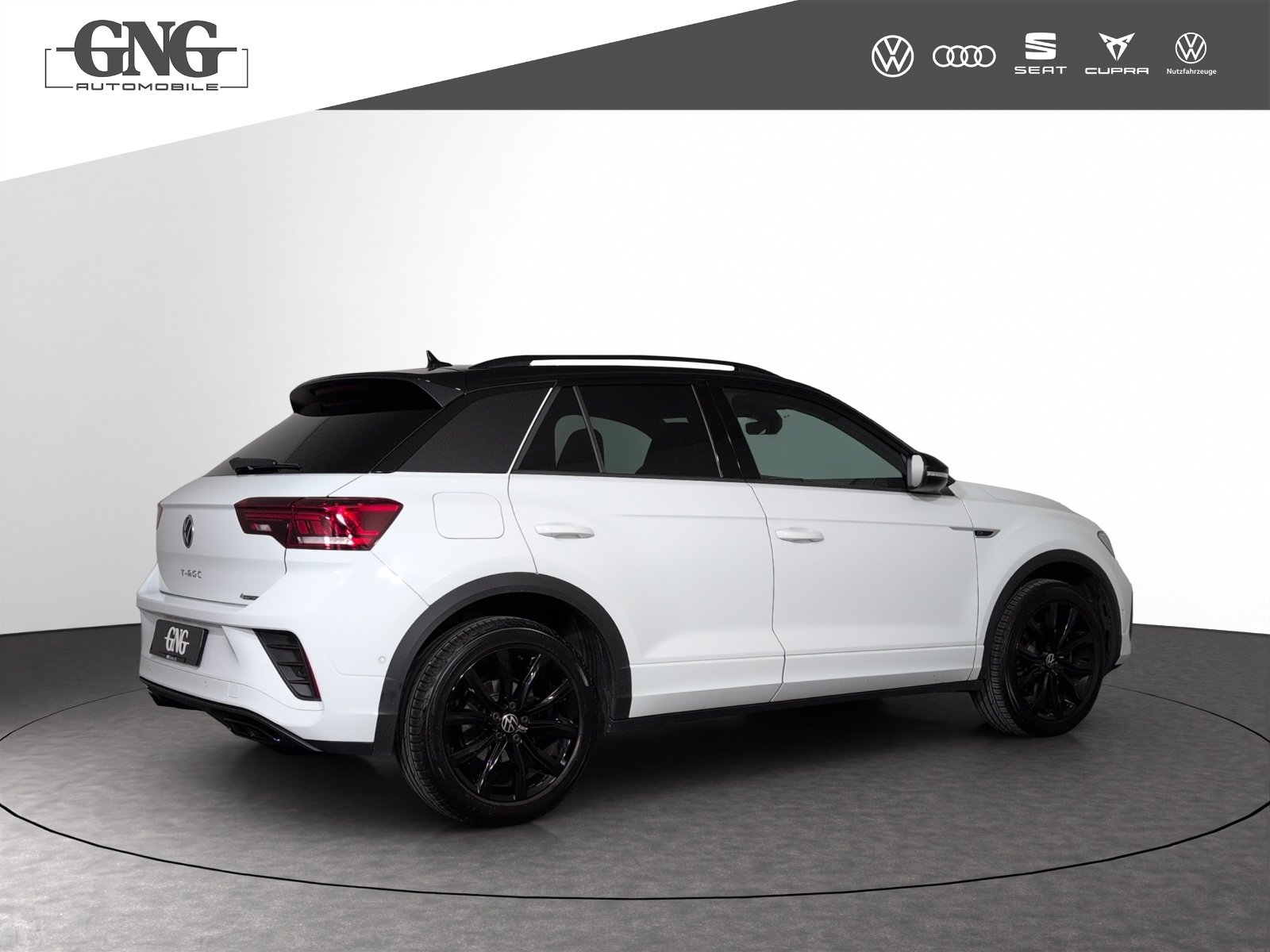 VW T-Roc 2.0 TSI R-Line DSG 4Motion-image-2
