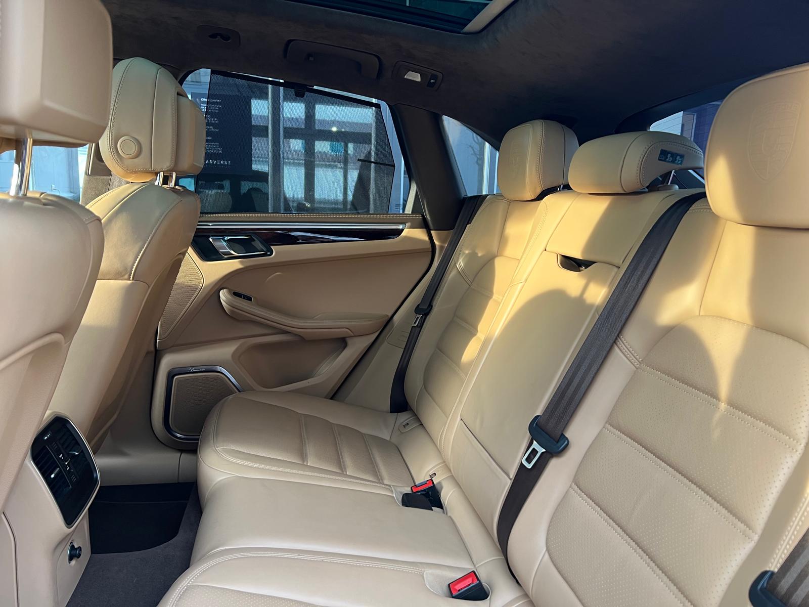 PORSCHE Macan Turbo PDK-image-8