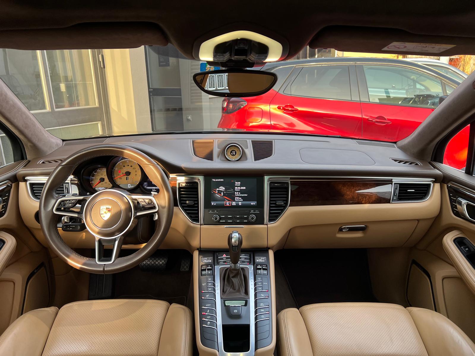 PORSCHE Macan Turbo PDK-image-6