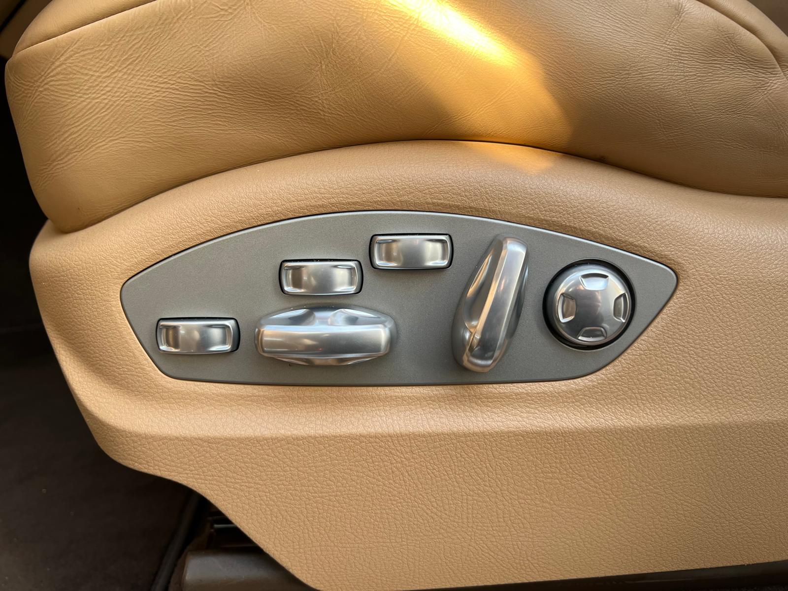 PORSCHE Macan Turbo PDK-image-16