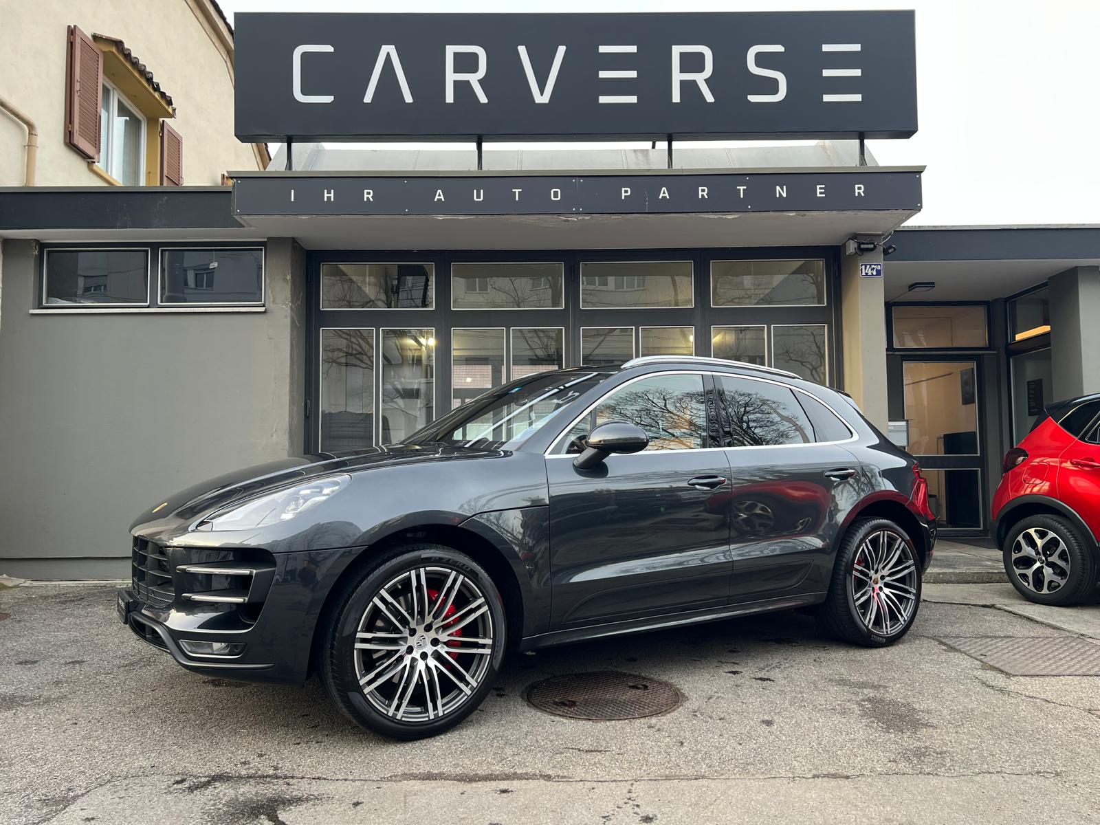 PORSCHE Macan Turbo PDK-image-0