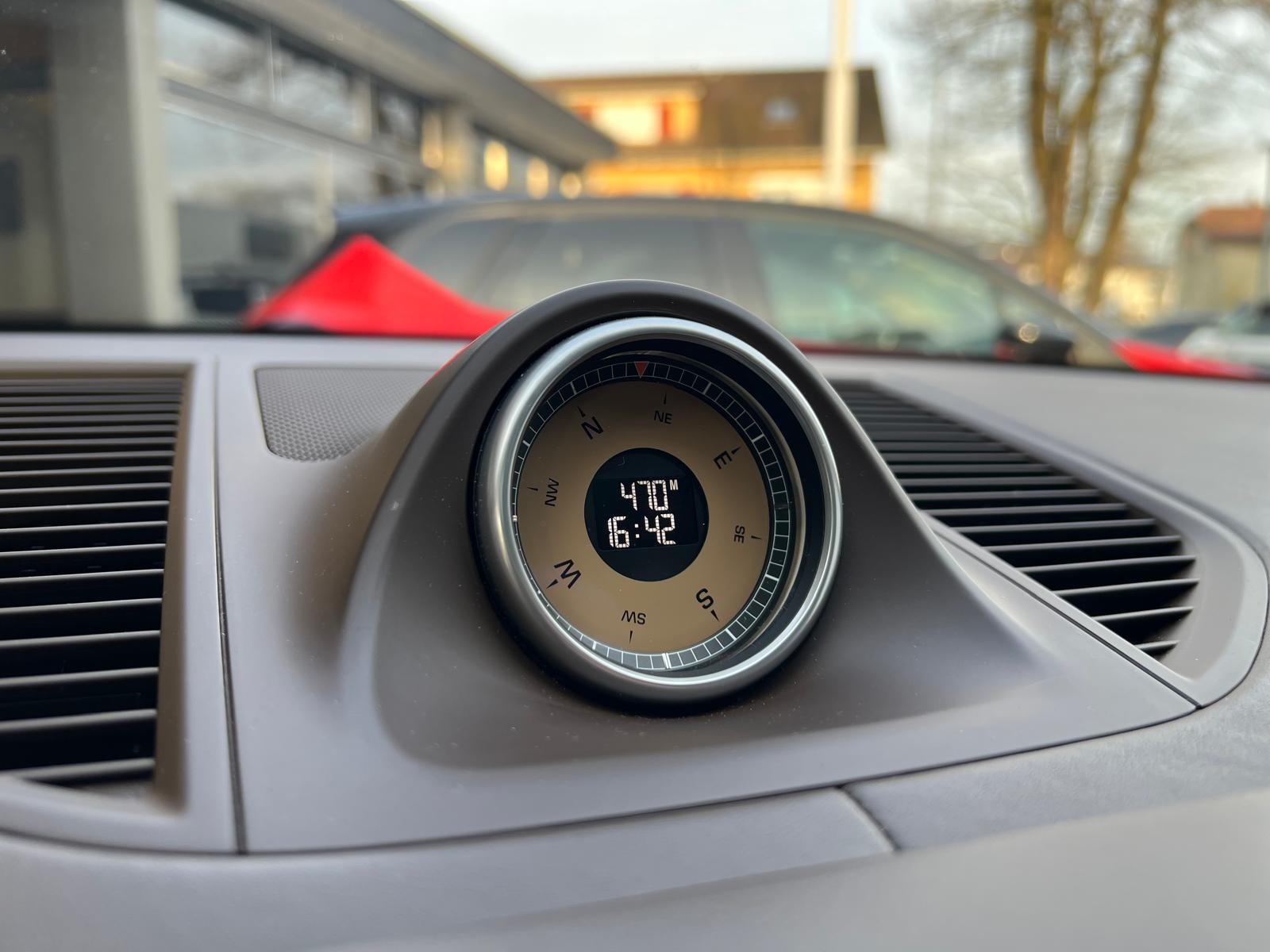 PORSCHE Macan Turbo PDK-image-17