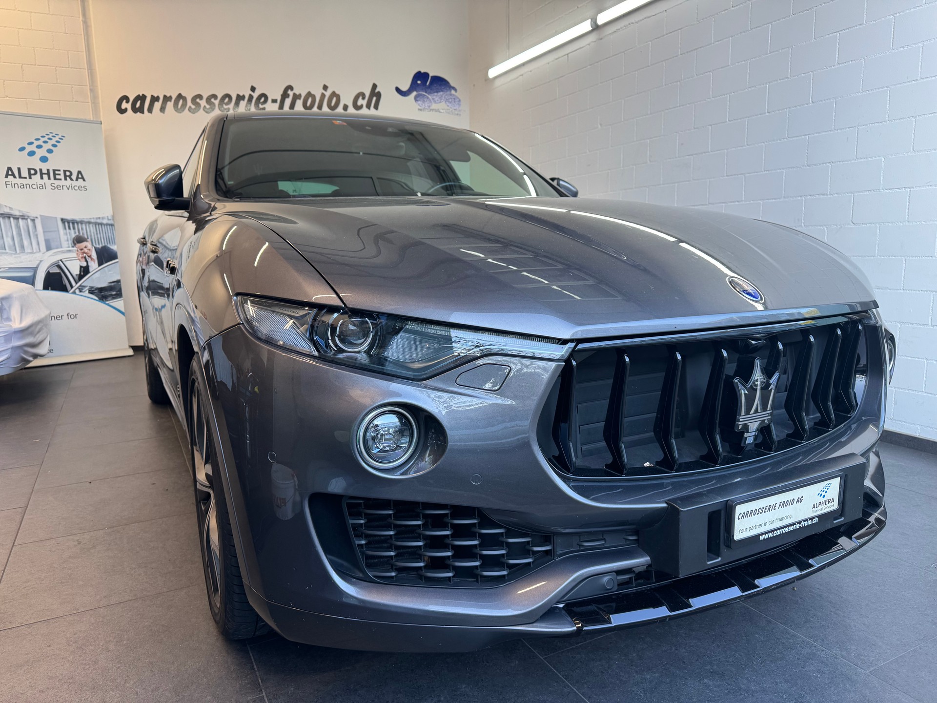 MASERATI Levante D 3.0 V6 GranSport Automatica-showroom-element-2