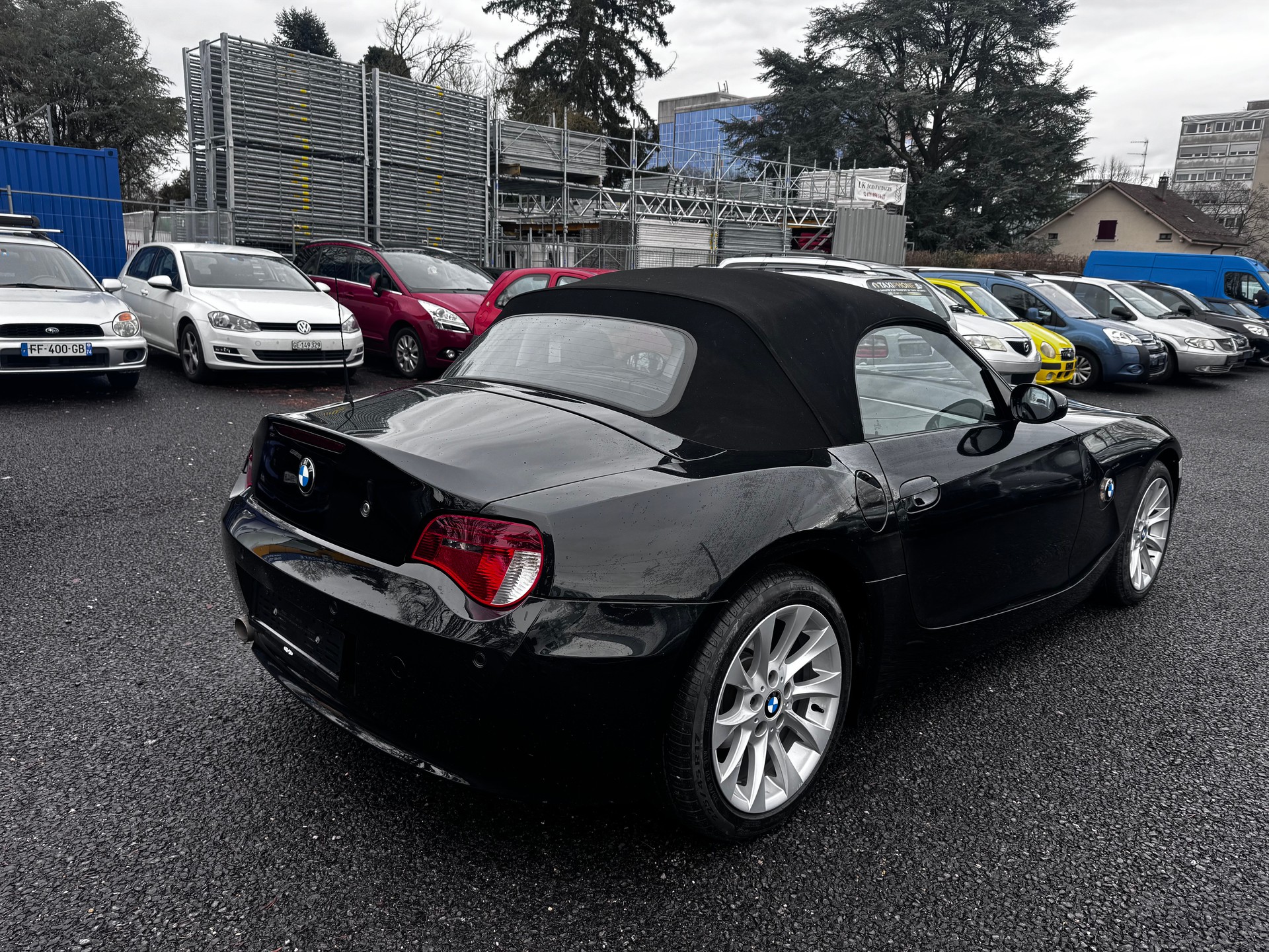 BMW Z4 2.0i Roadster-image-2