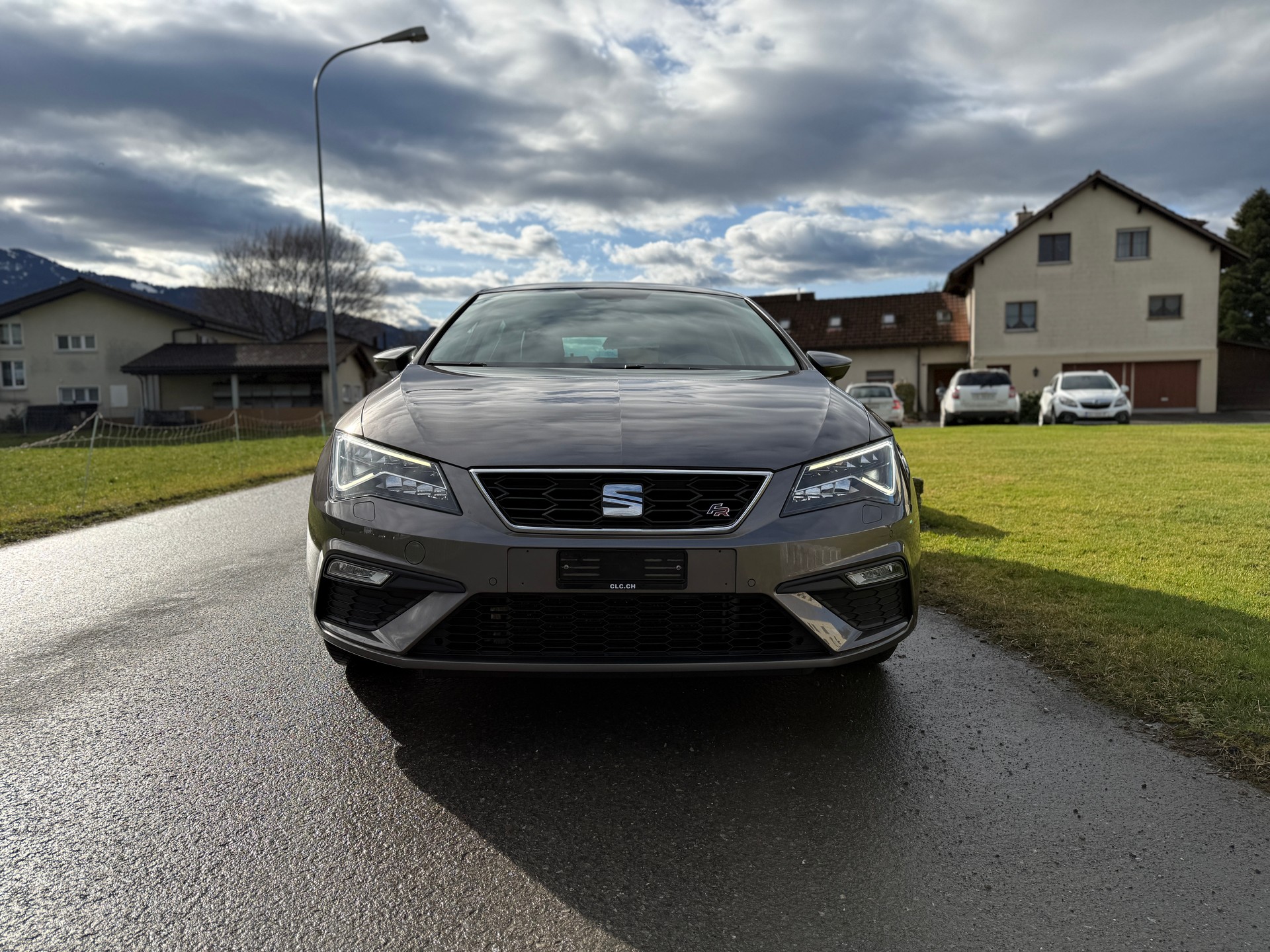 SEAT Leon 1.4 TSI ACT FR-image-1