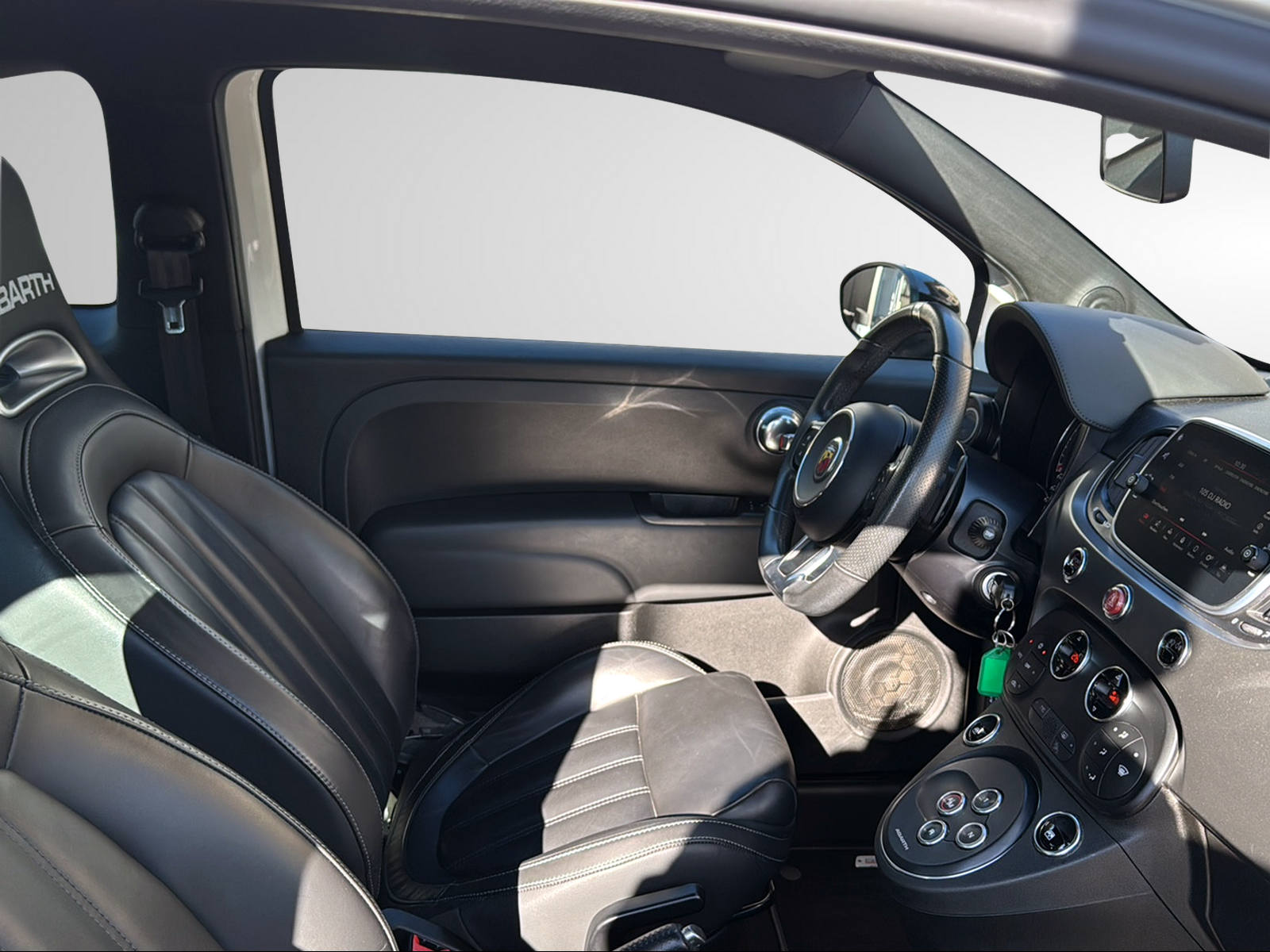 FIAT 595 1.4 16V Turbo Abarth Turismo Dualogic-image-26