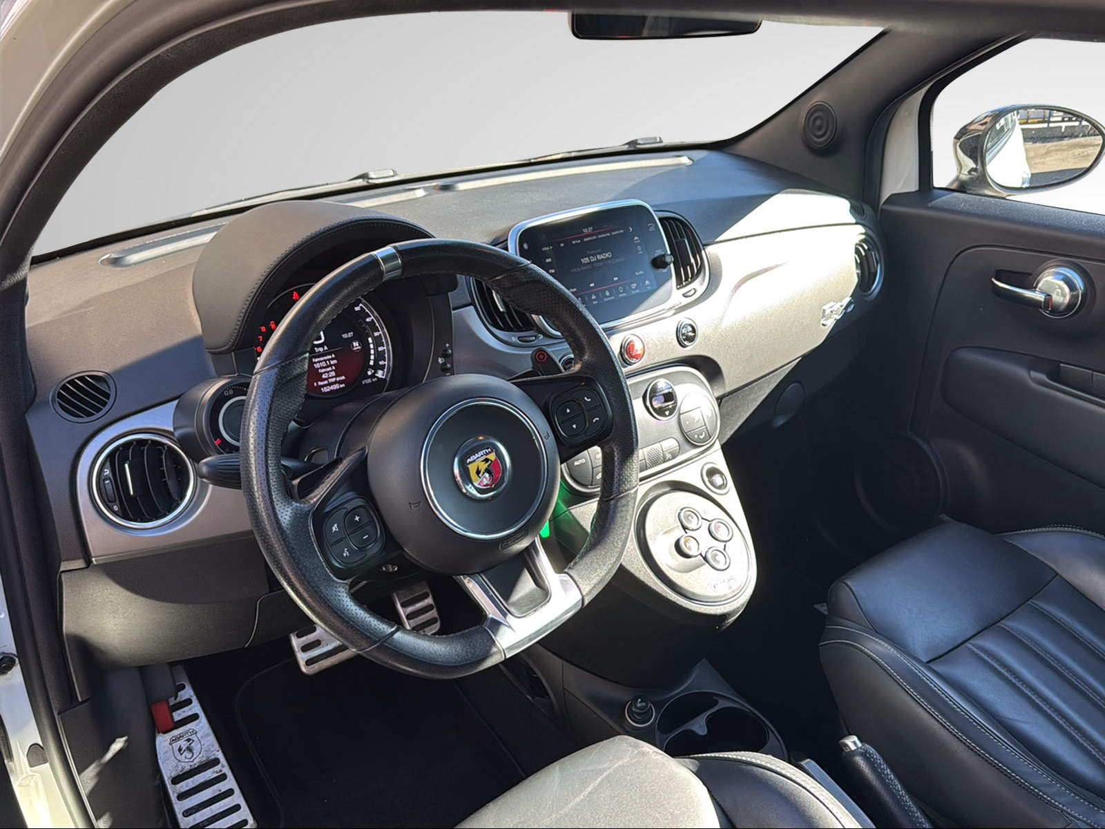 FIAT 595 1.4 16V Turbo Abarth Turismo Dualogic-image-14