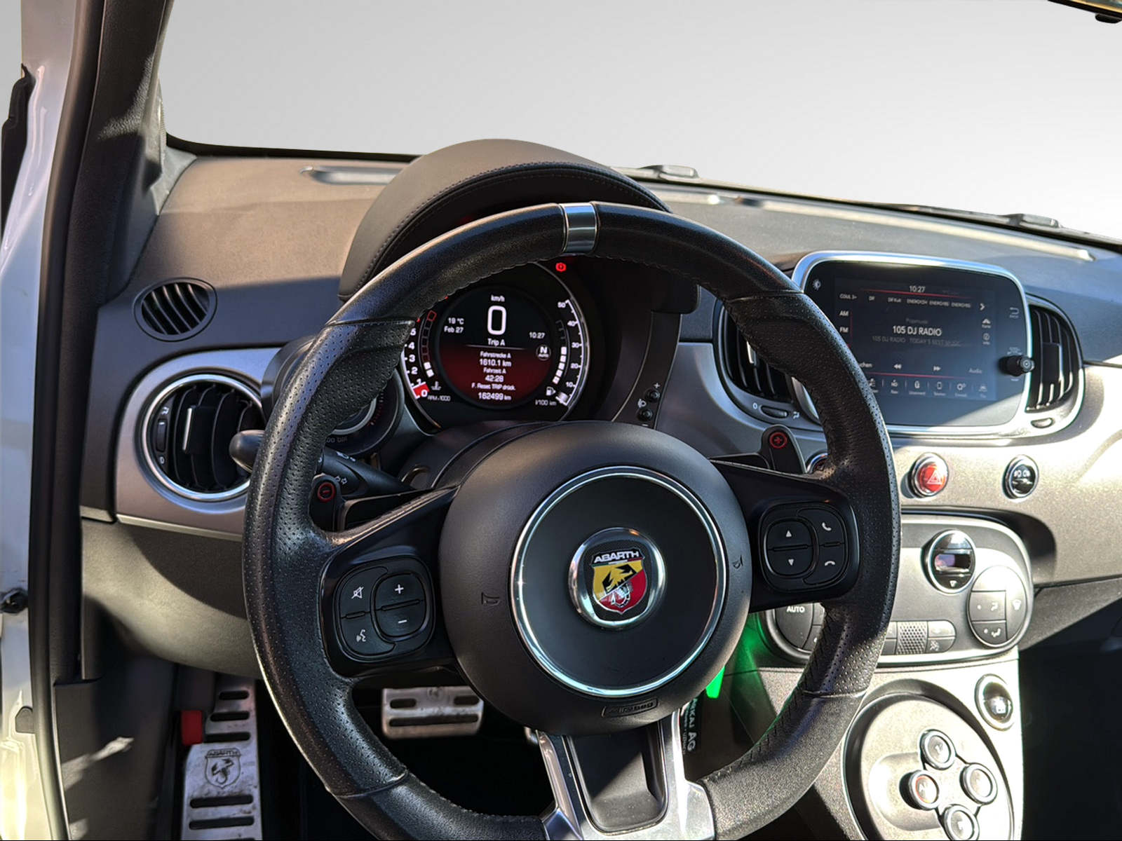 FIAT 595 1.4 16V Turbo Abarth Turismo Dualogic-image-15