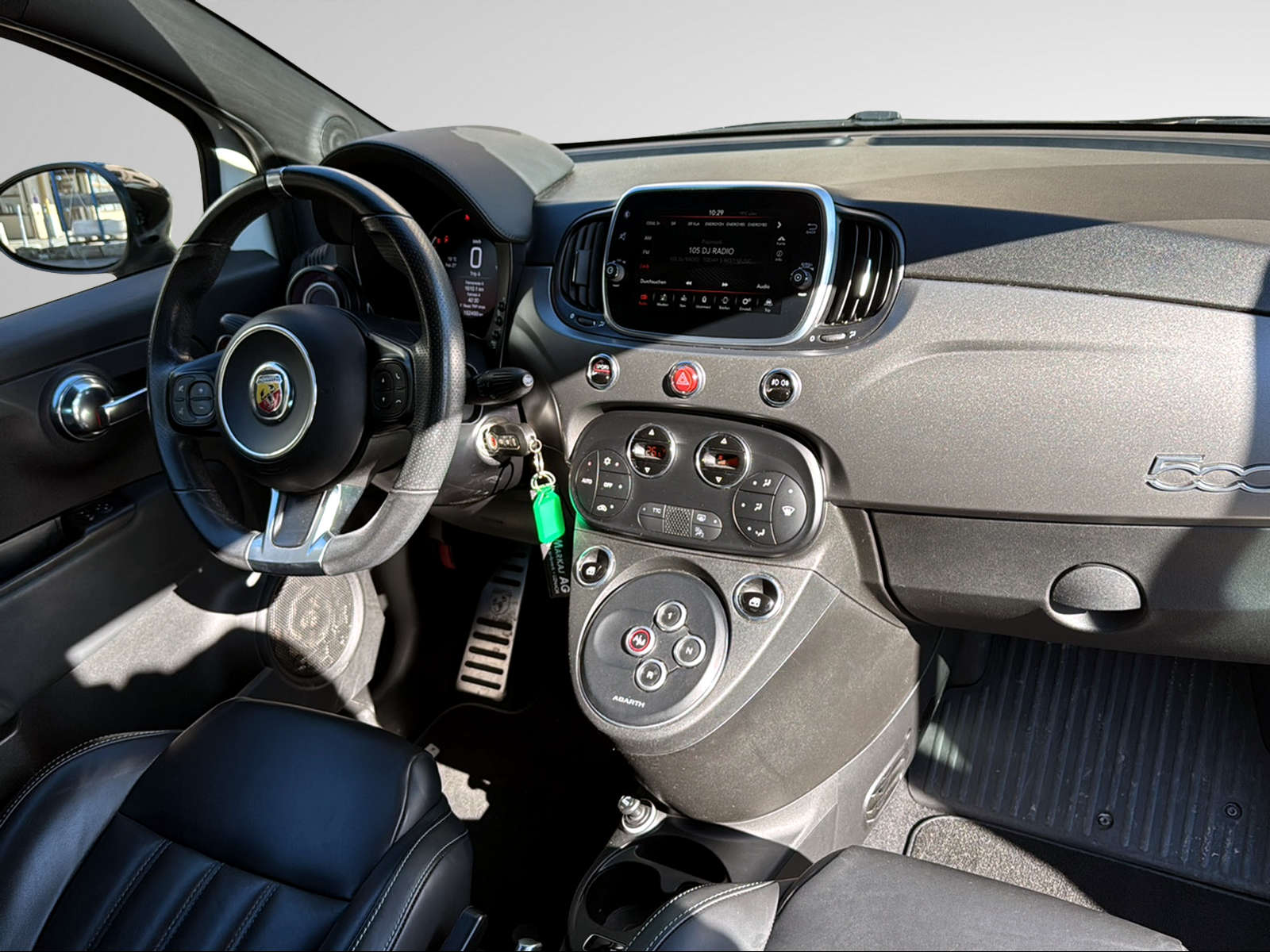 FIAT 595 1.4 16V Turbo Abarth Turismo Dualogic-image-23