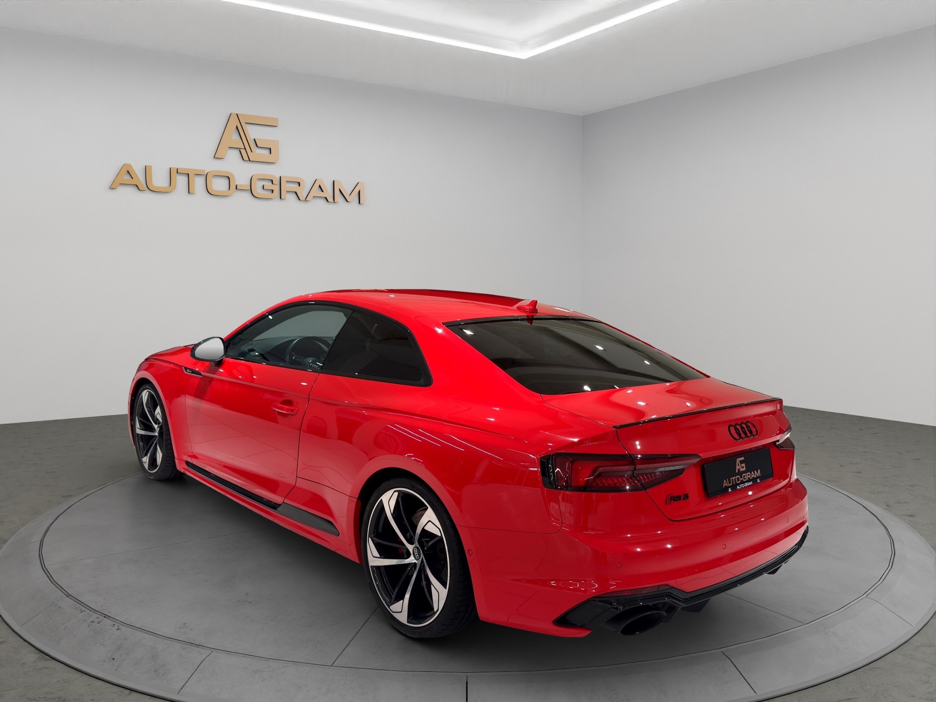 AUDI RS5 Coupé 2.9 TFSI quattro tiptronic-image-2
