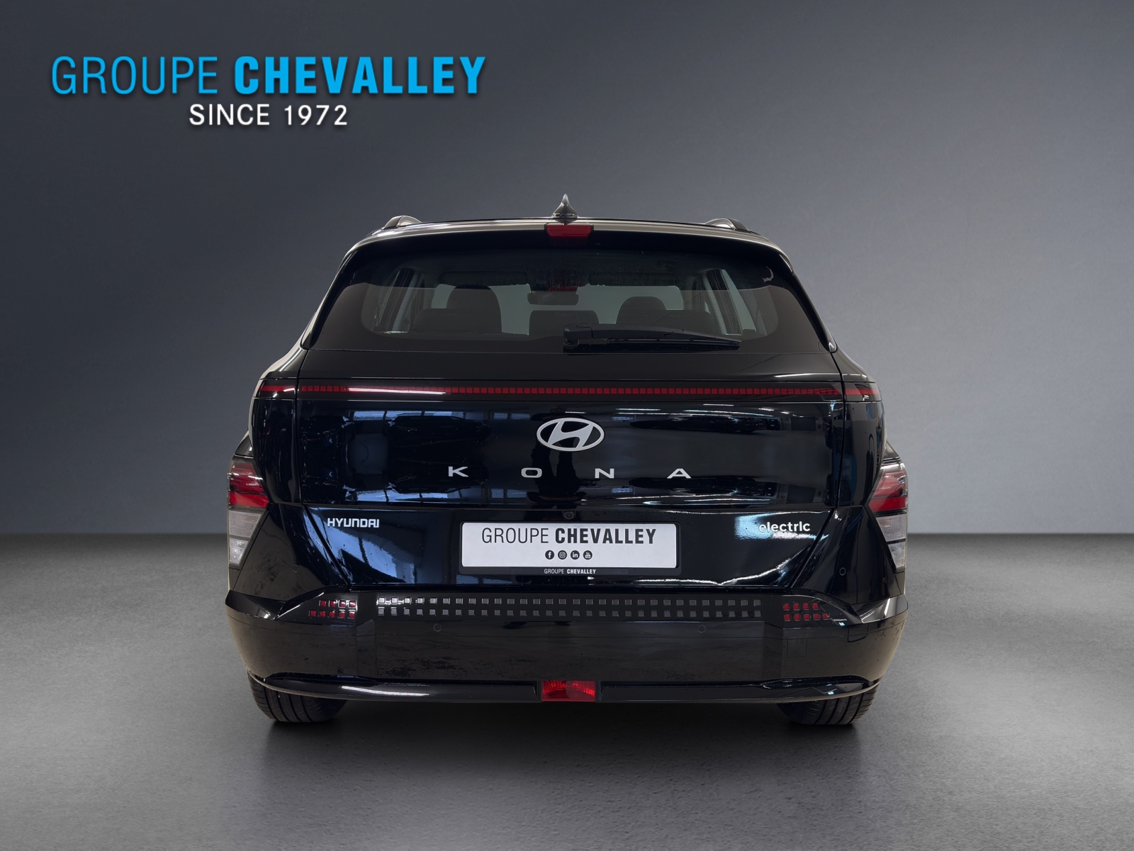 HYUNDAI Kona EV 65.4 kWh Origo-image-4