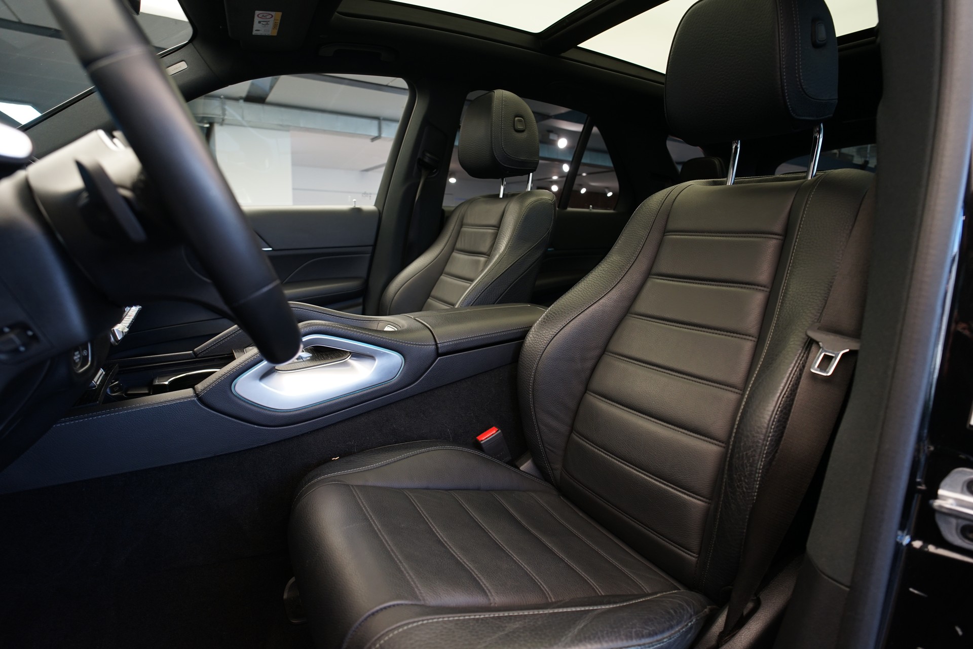 MERCEDES-BENZ GLE 300 d 4Matic 9G-Tronic *CH-Fahrzeug*-image-17
